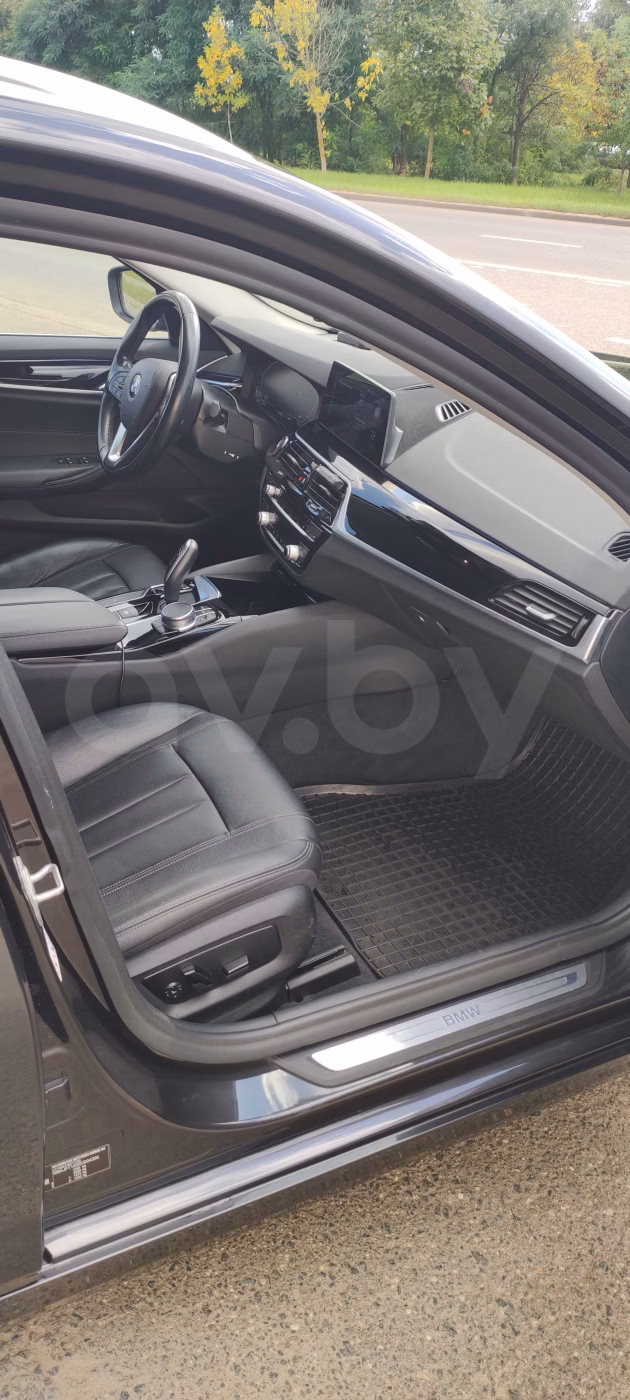 BMW 5 серия фото 10