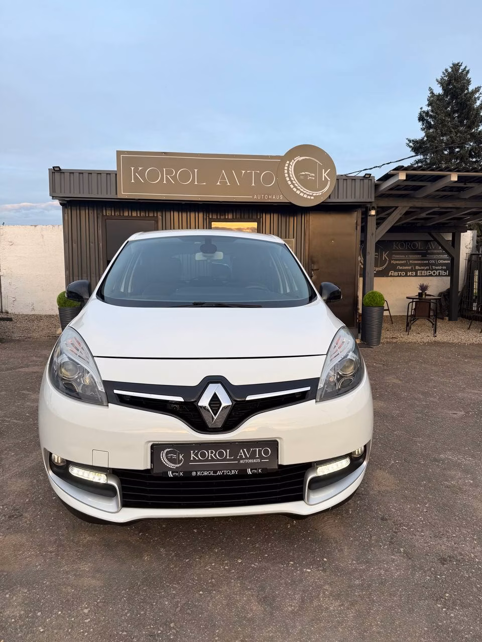 Renault Scenic фото 9