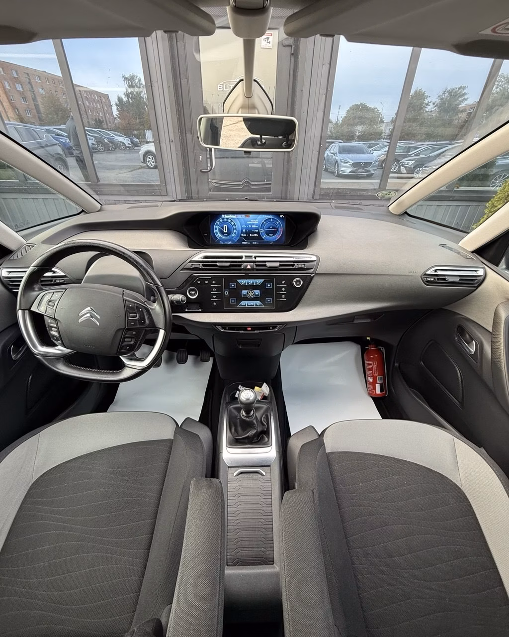Citroen C4 Picasso фото 9