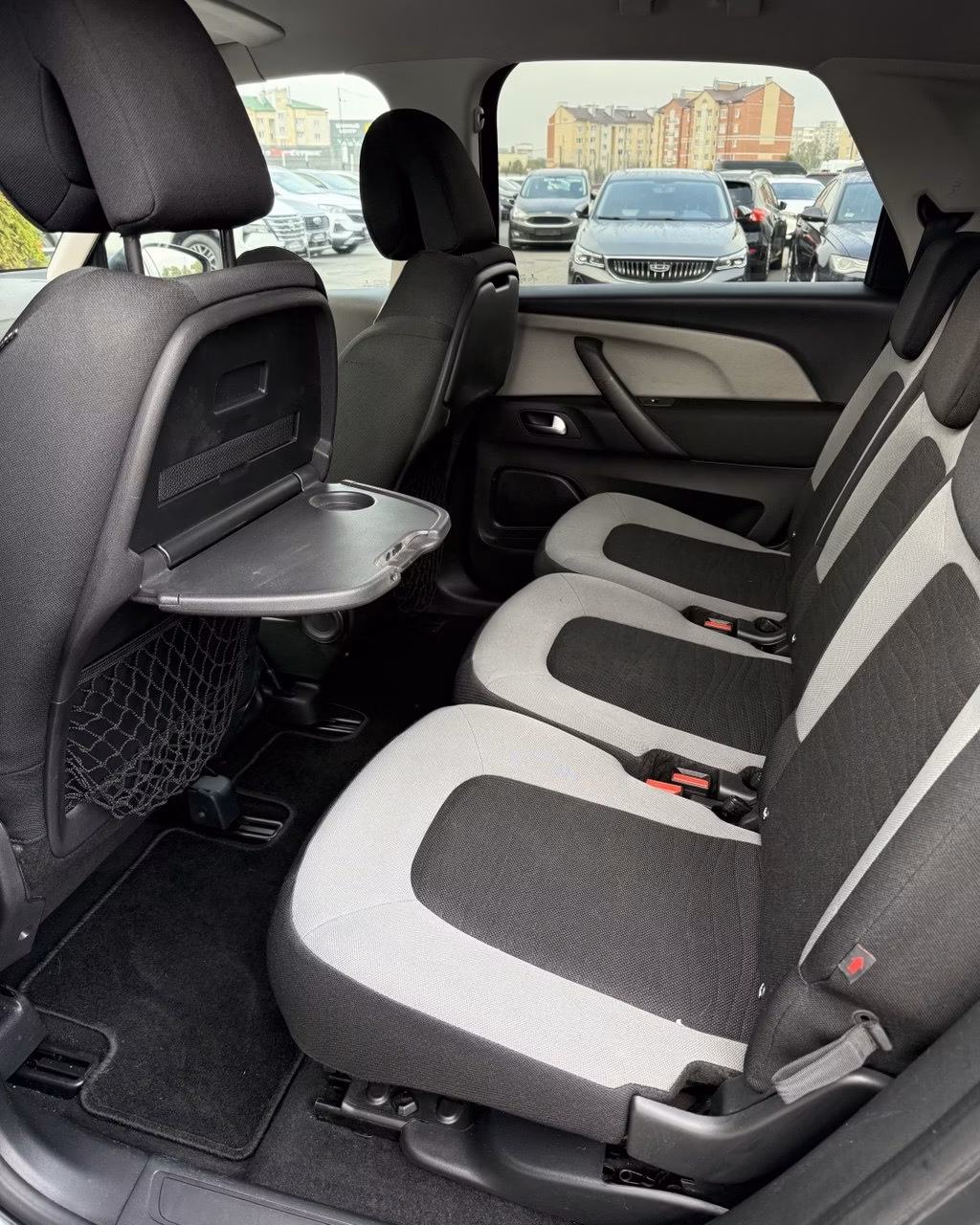 Citroen C4 Picasso фото 12