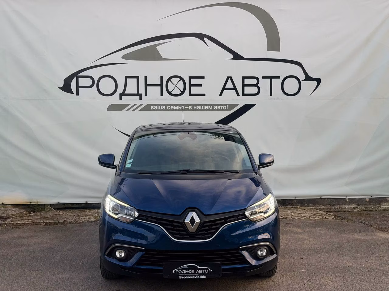 Renault Scenic фото 2