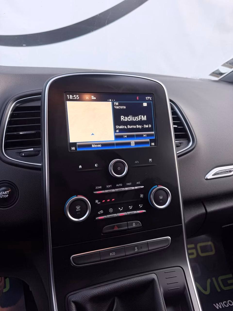 Renault Scenic фото 10