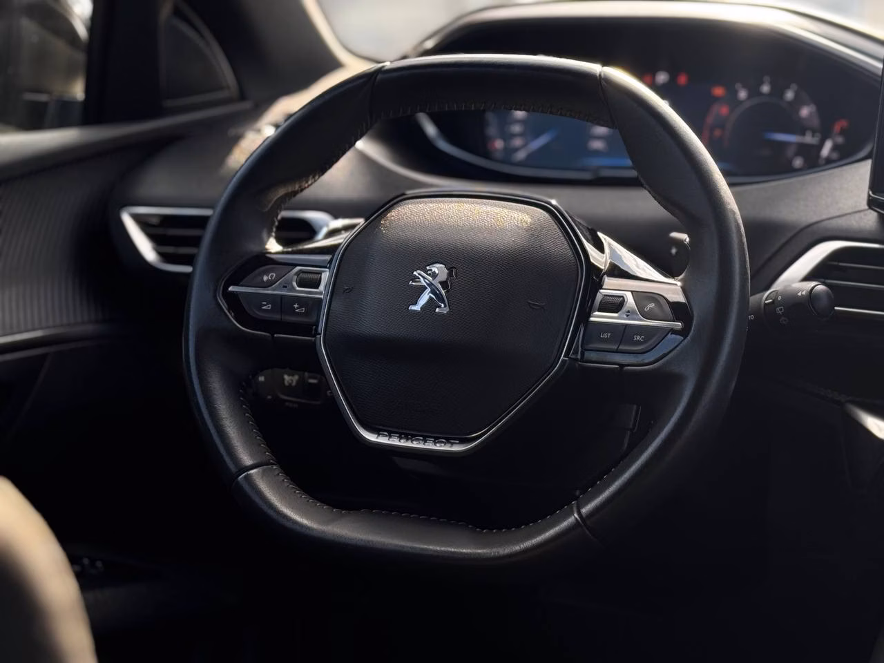 Peugeot 3008 фото 10