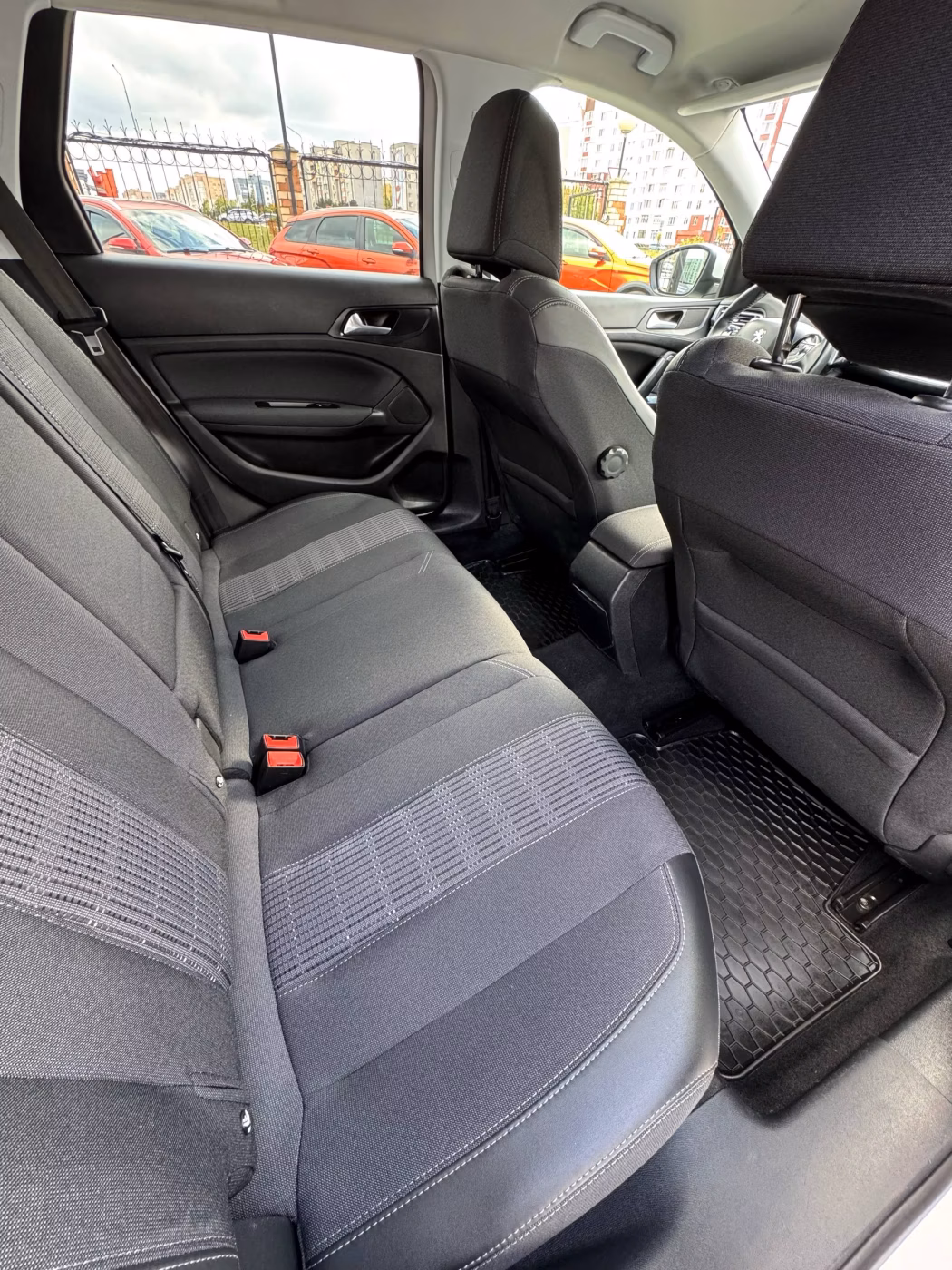 Peugeot 308 фото 14