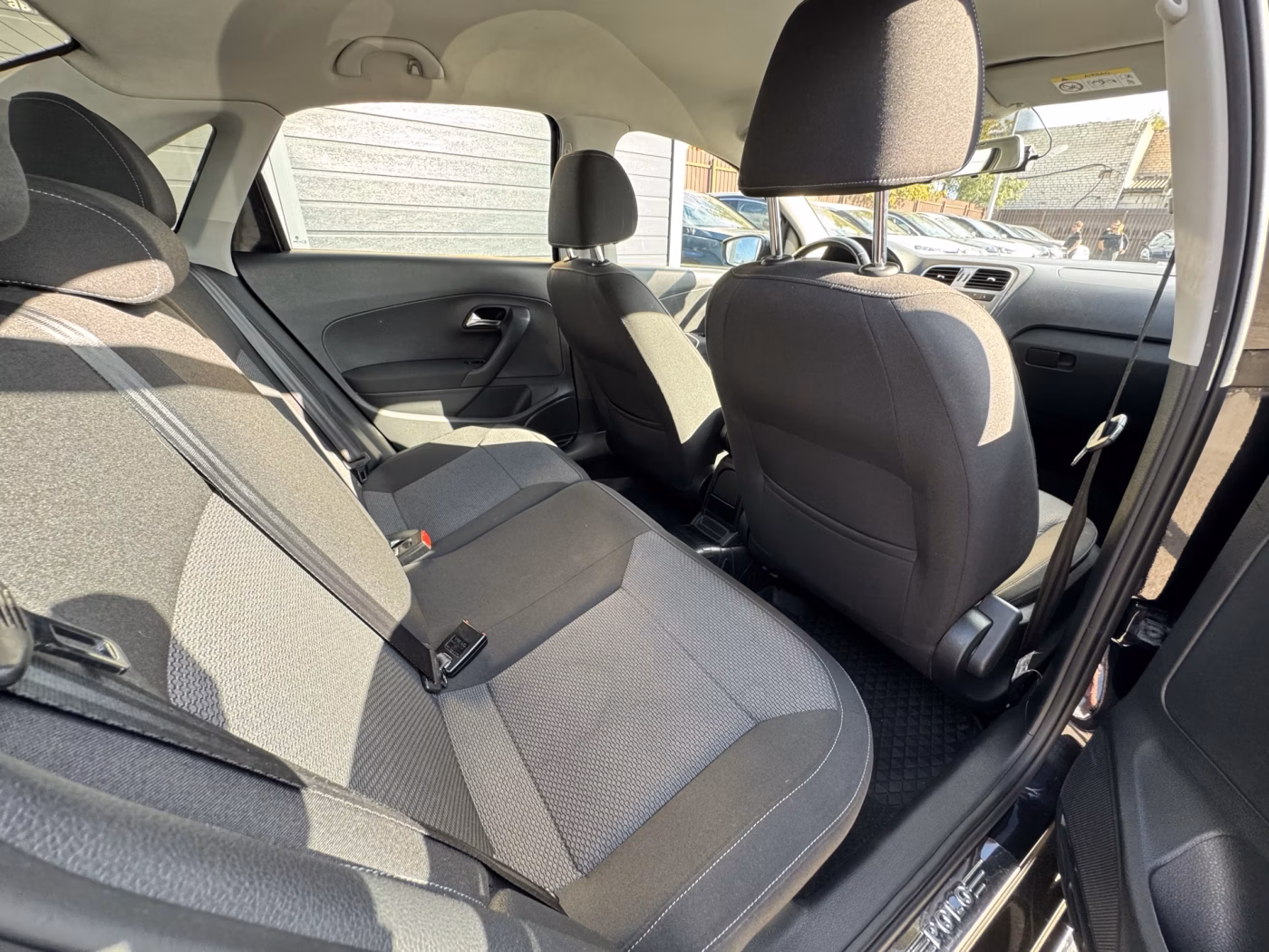 Volkswagen Polo Sedan фото 15