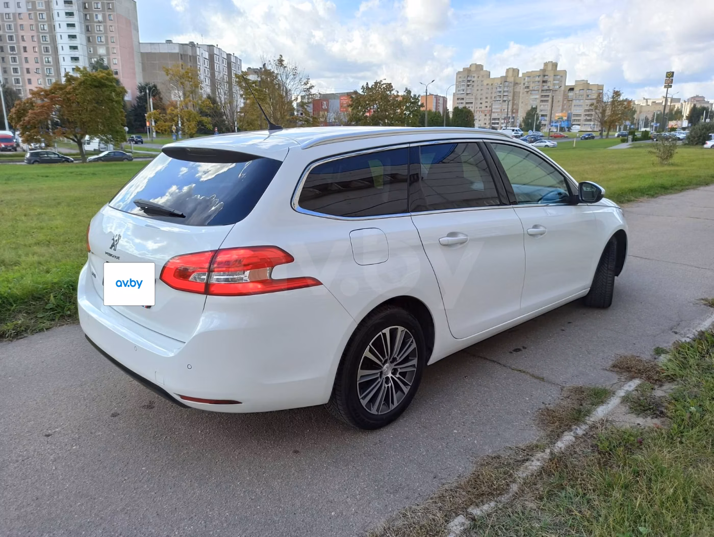 Peugeot 308 фото 3