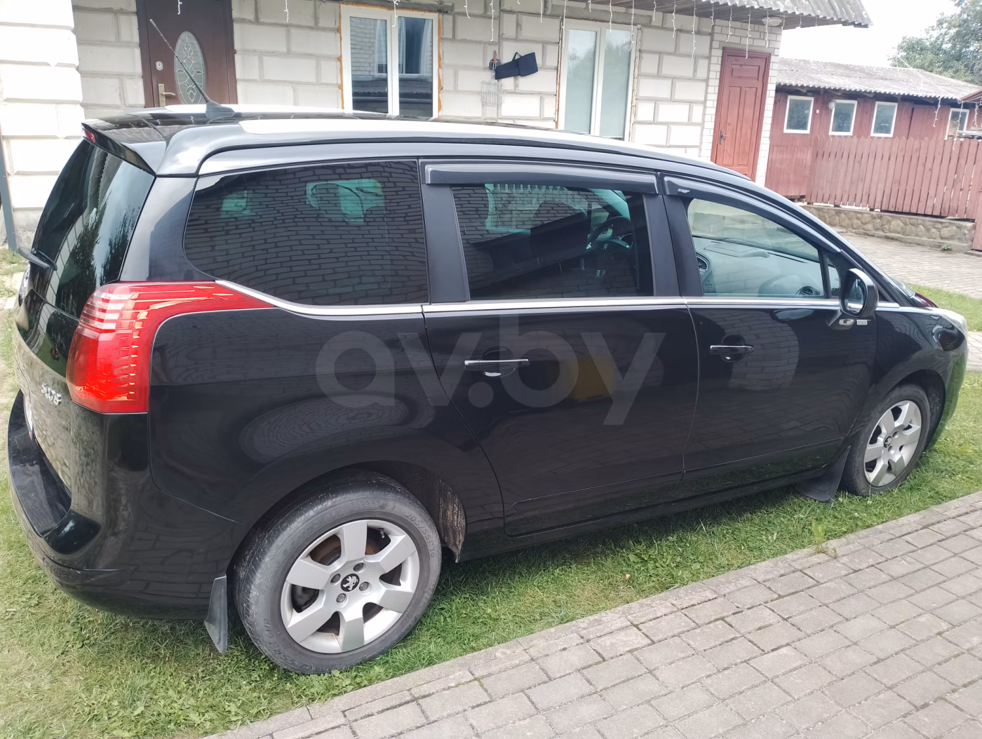 Peugeot 5008 фото 4