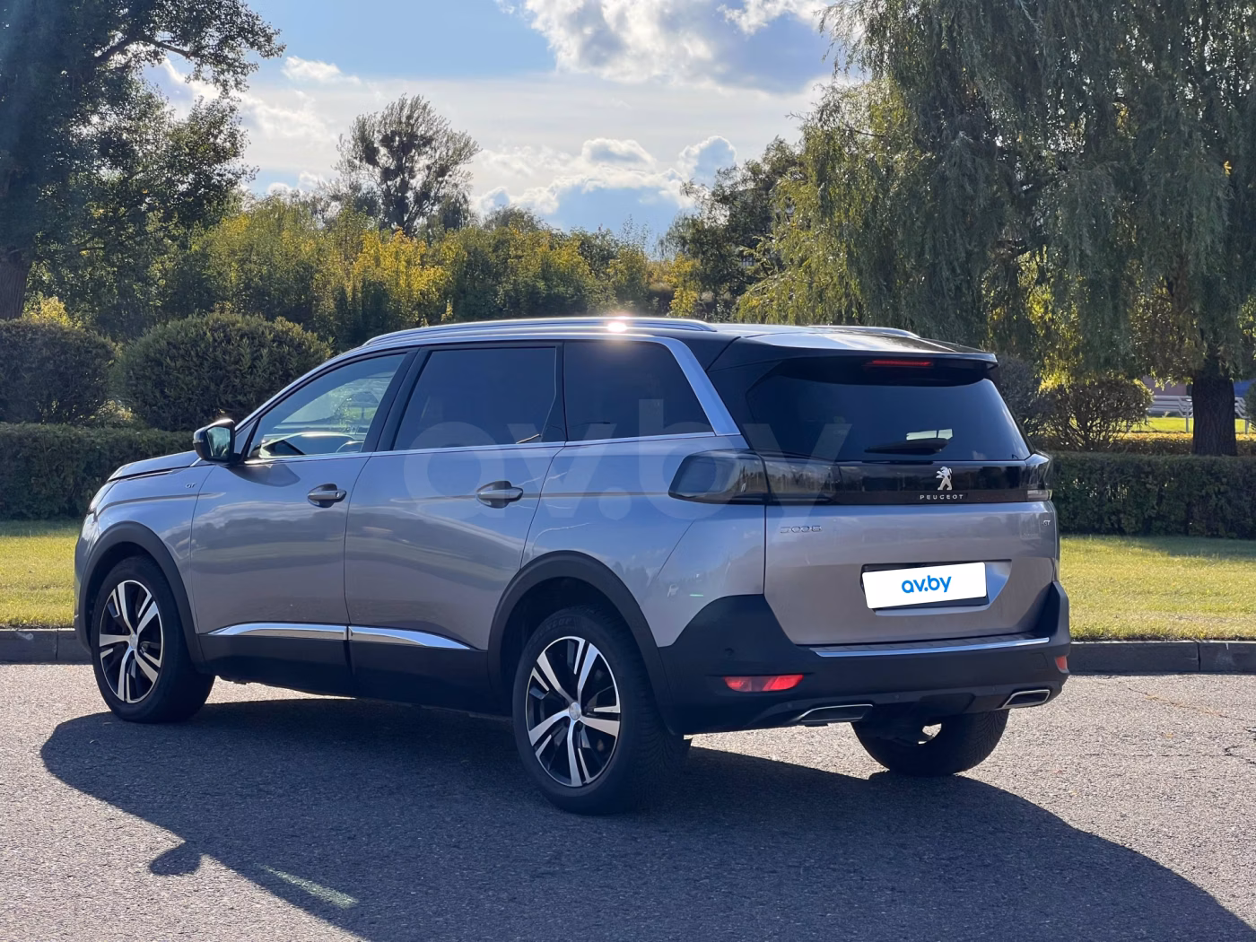 Peugeot 5008 фото 6
