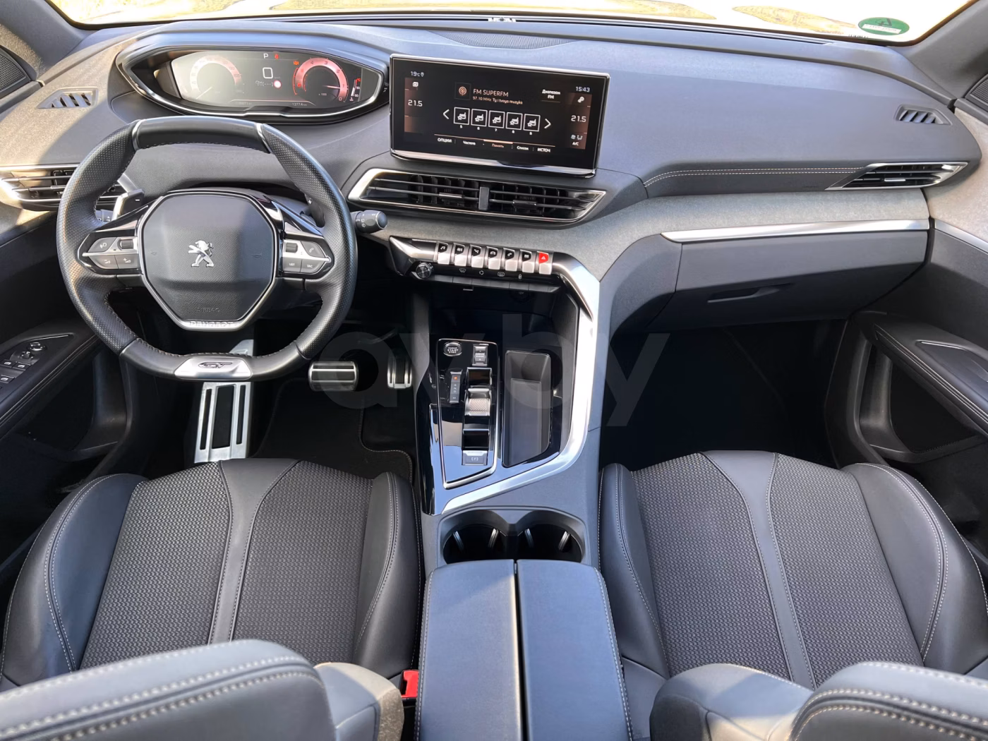Peugeot 5008 фото 12