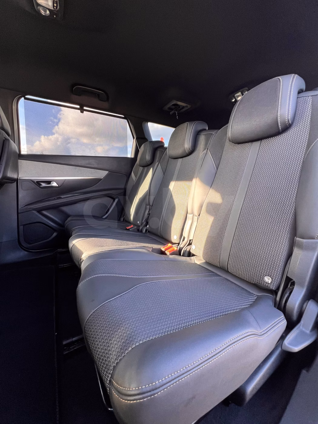 Peugeot 5008 фото 18