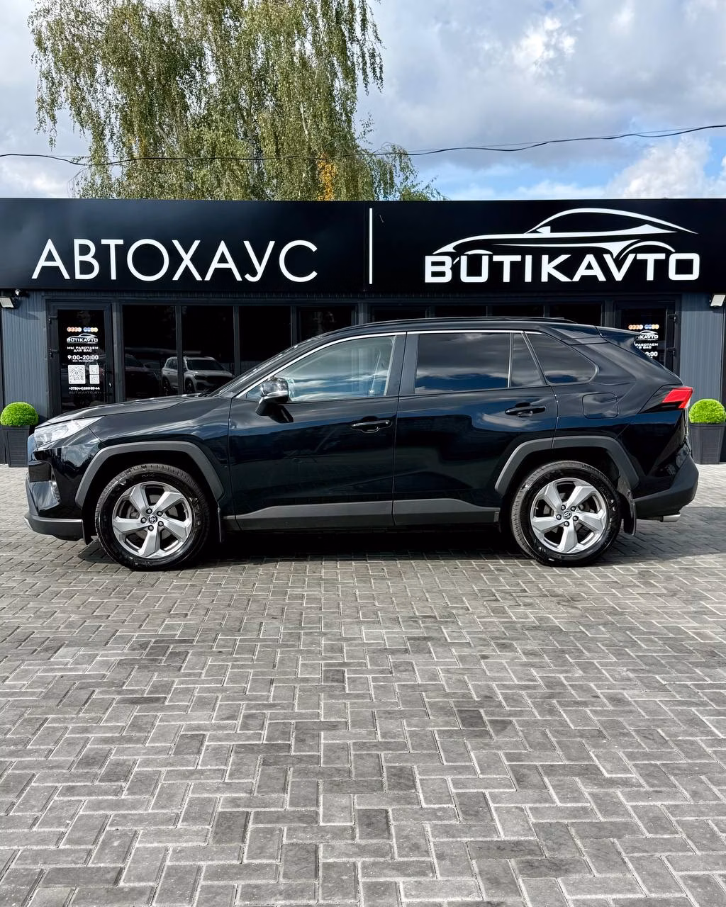 Toyota RAV4 фото 4