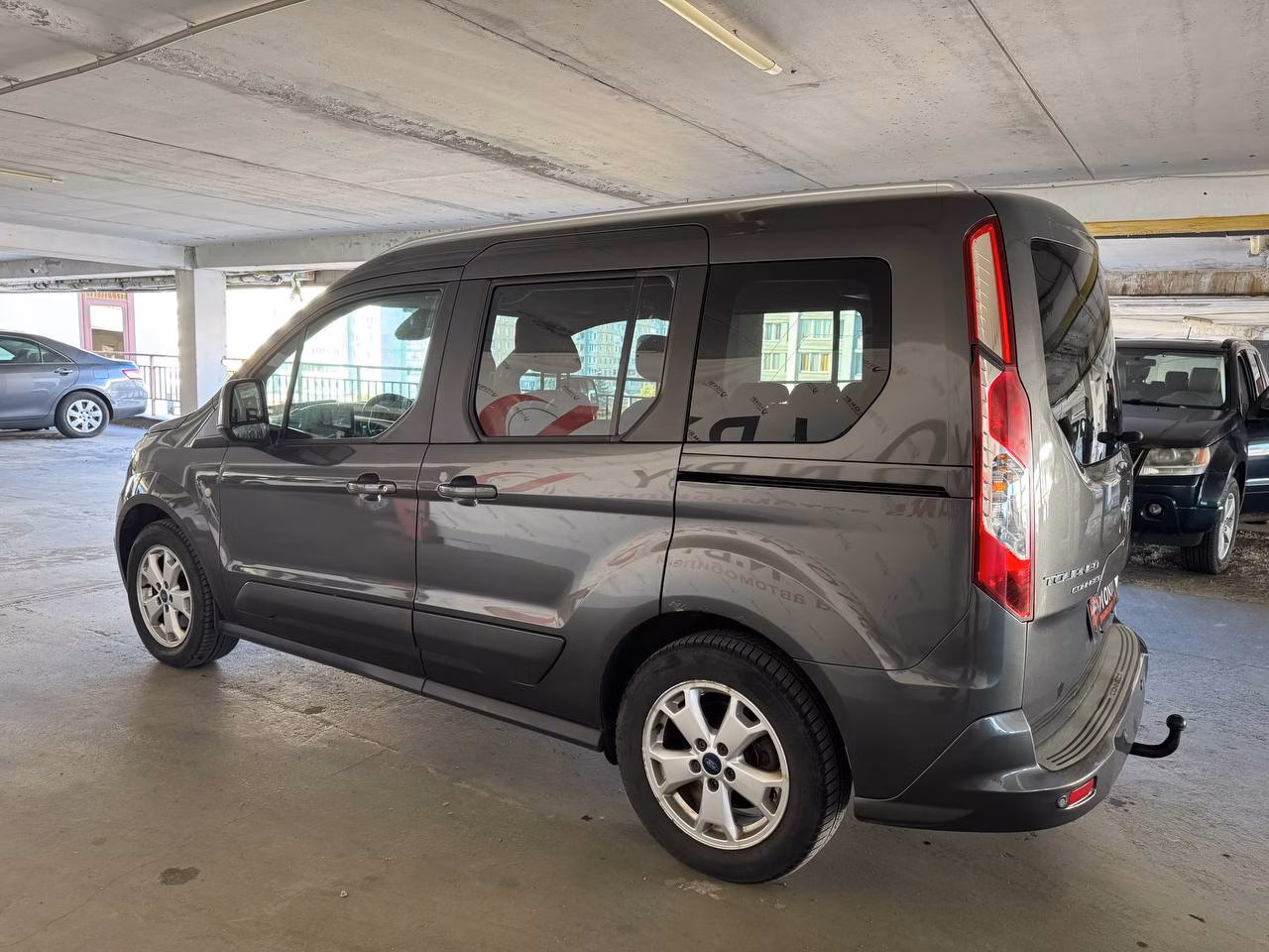 Ford Tourneo Connect фото 5