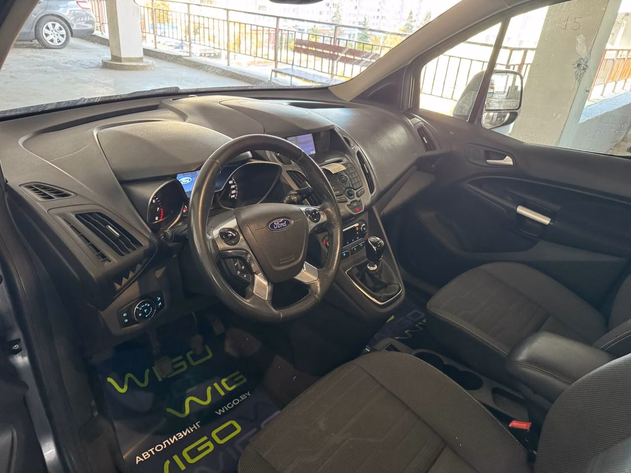 Ford Tourneo Connect фото 8