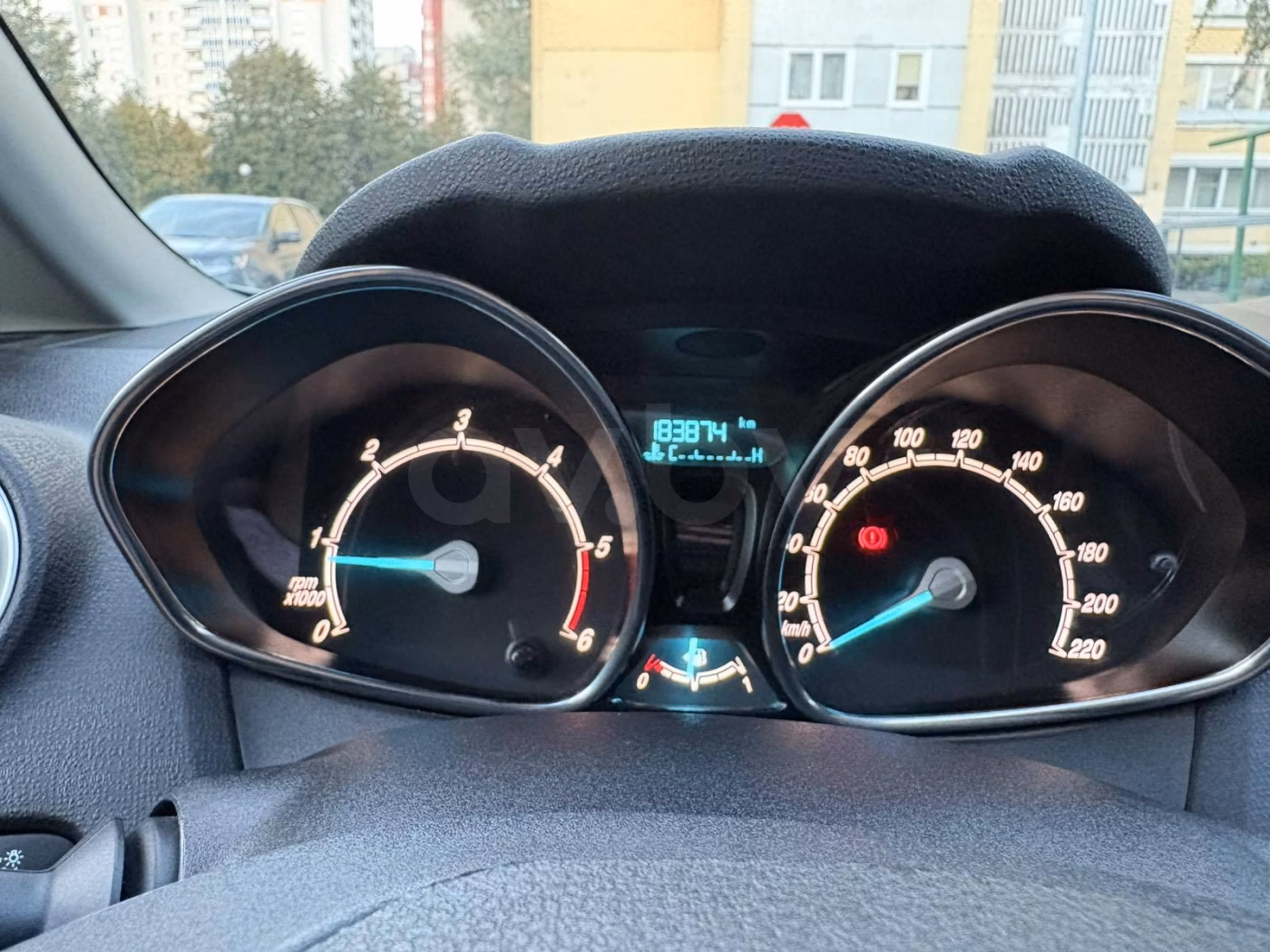 Ford Fiesta фото 3