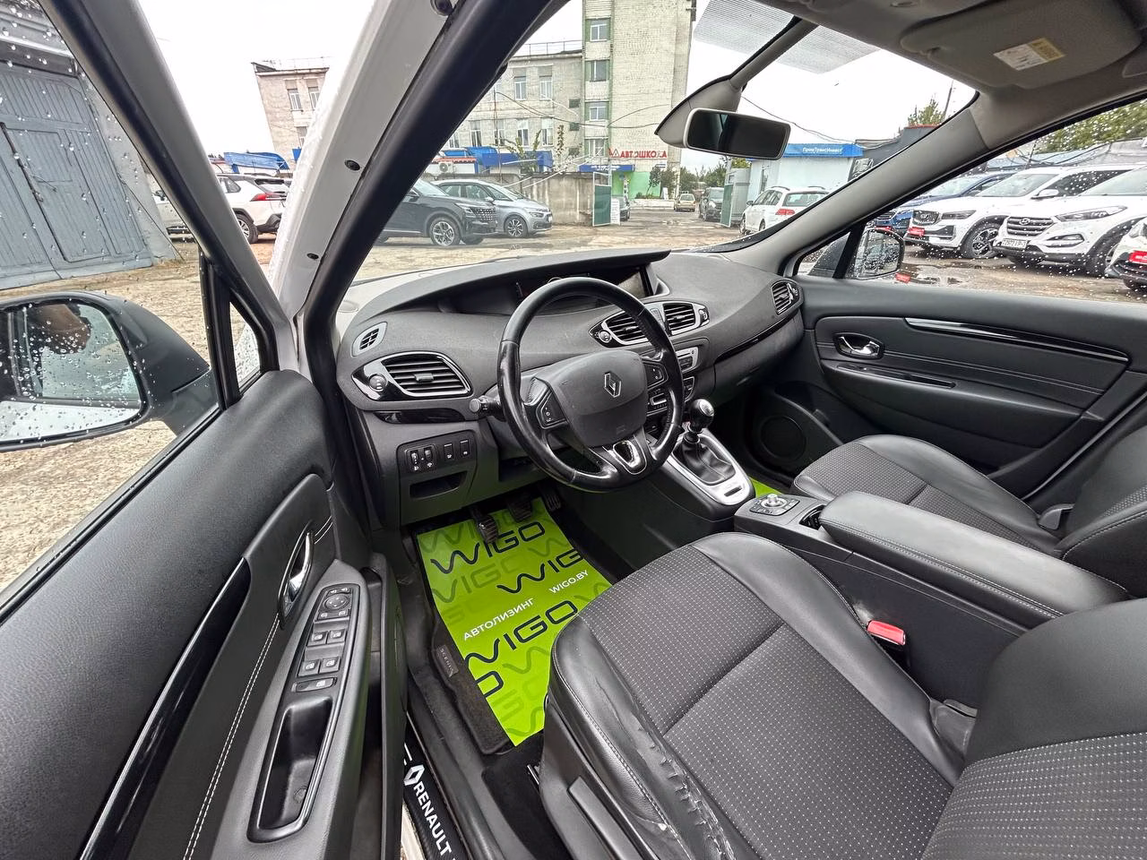 Renault Grand Scenic фото 9