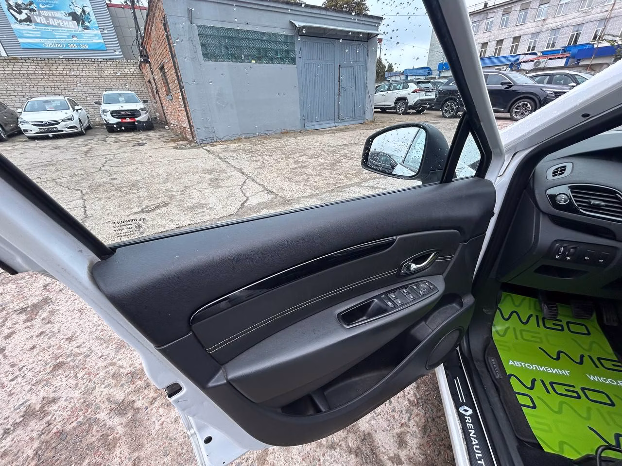 Renault Grand Scenic фото 10