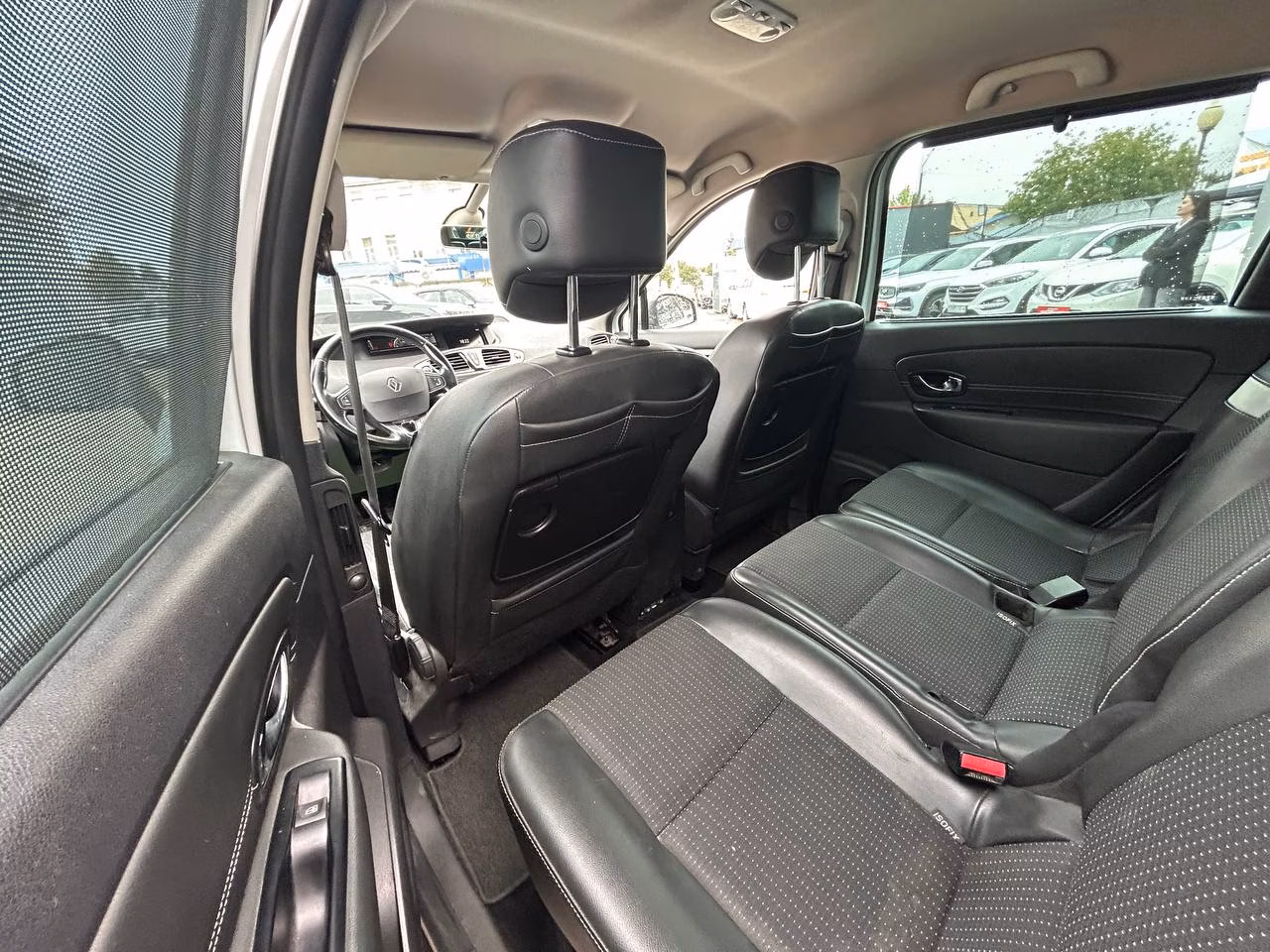 Renault Grand Scenic фото 11