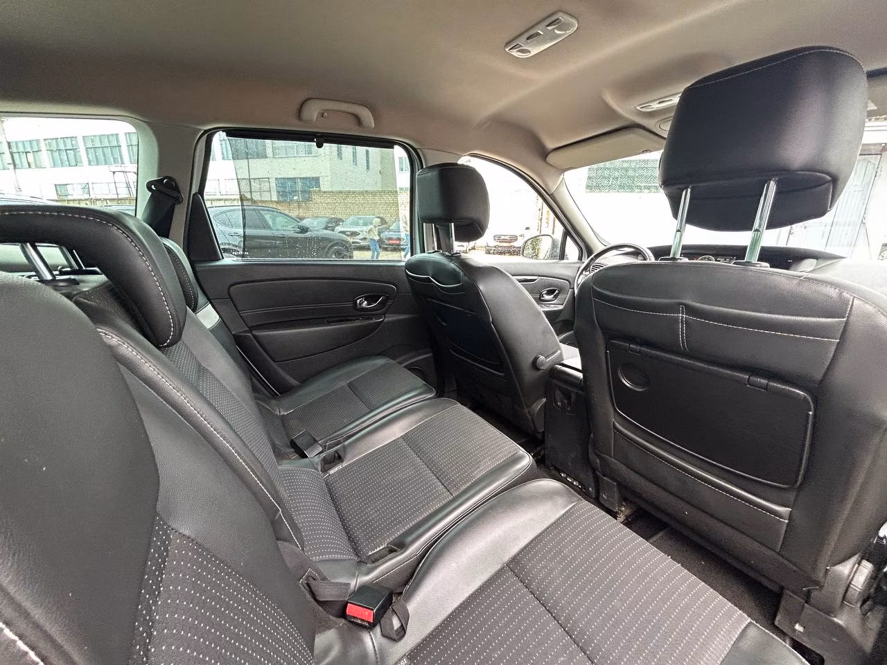 Renault Grand Scenic фото 14