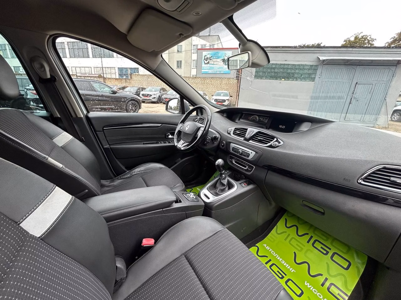 Renault Grand Scenic фото 15