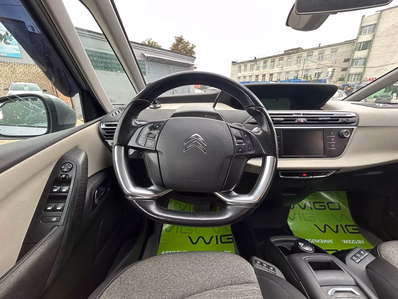 Citroen C4 Picasso фото 13