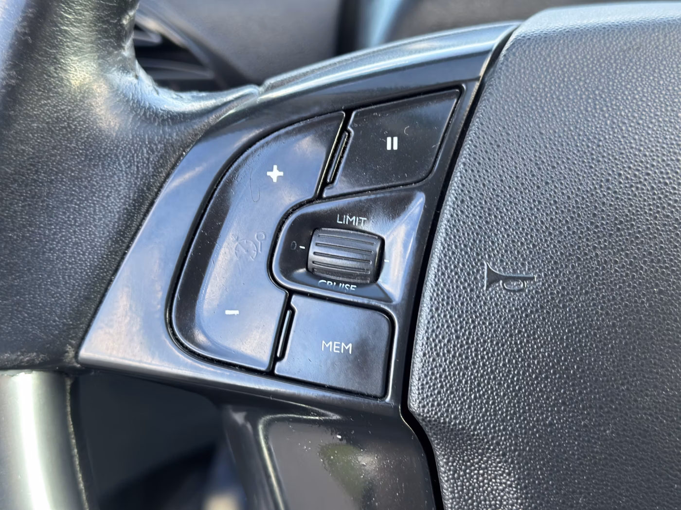 Citroen C4 Grand Picasso фото 16
