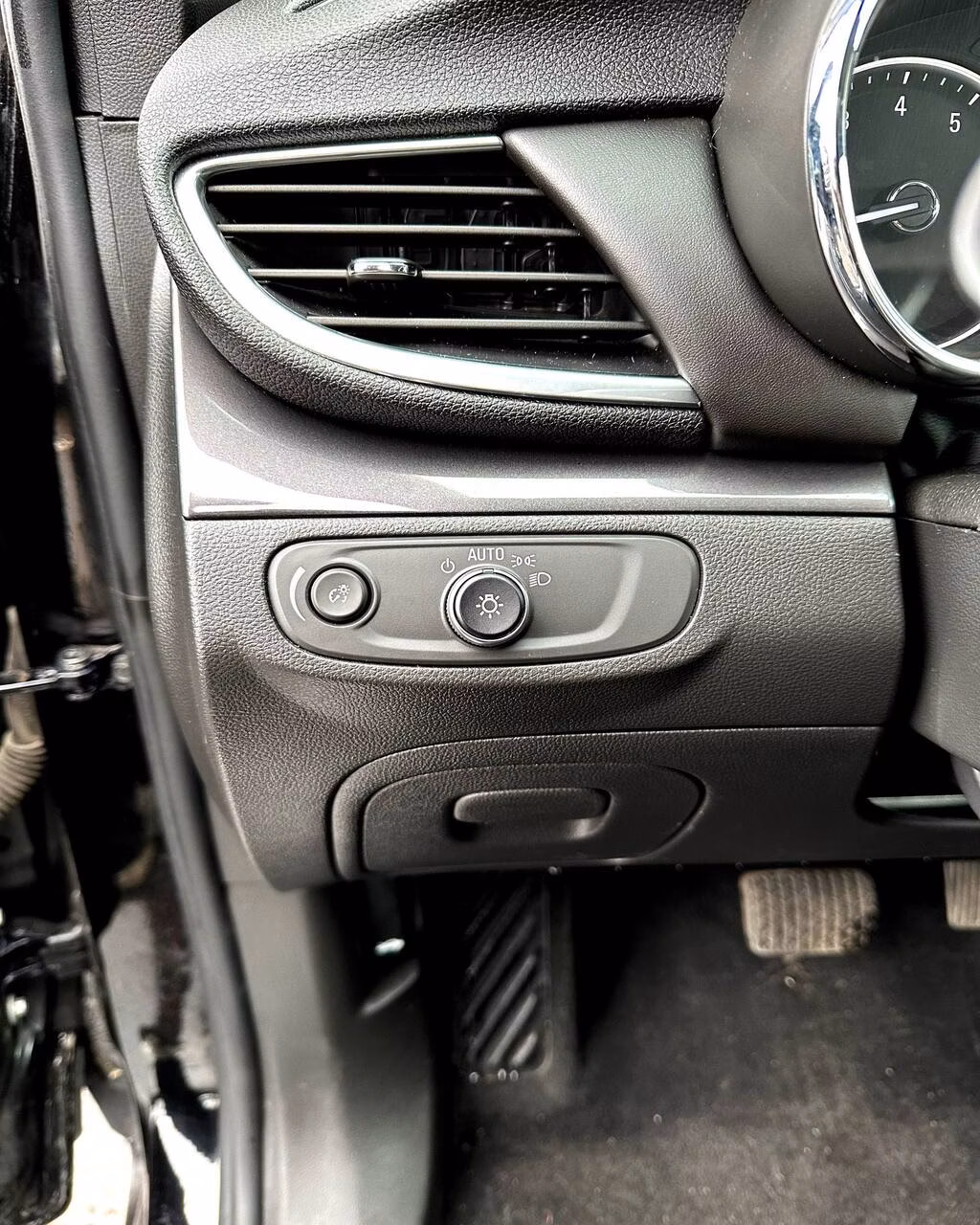 Buick Encore фото 15