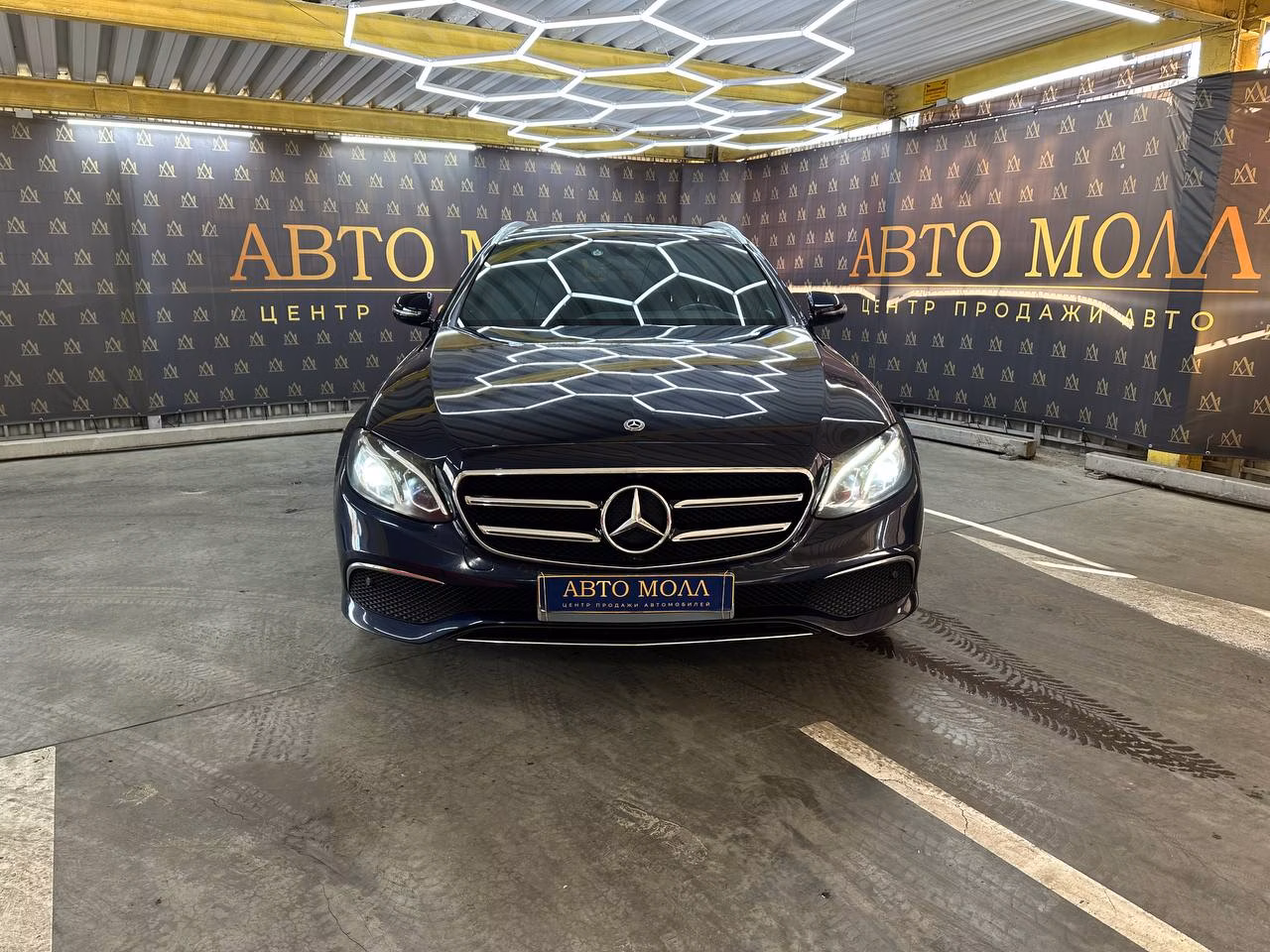Mercedes-Benz E-Класс фото 2