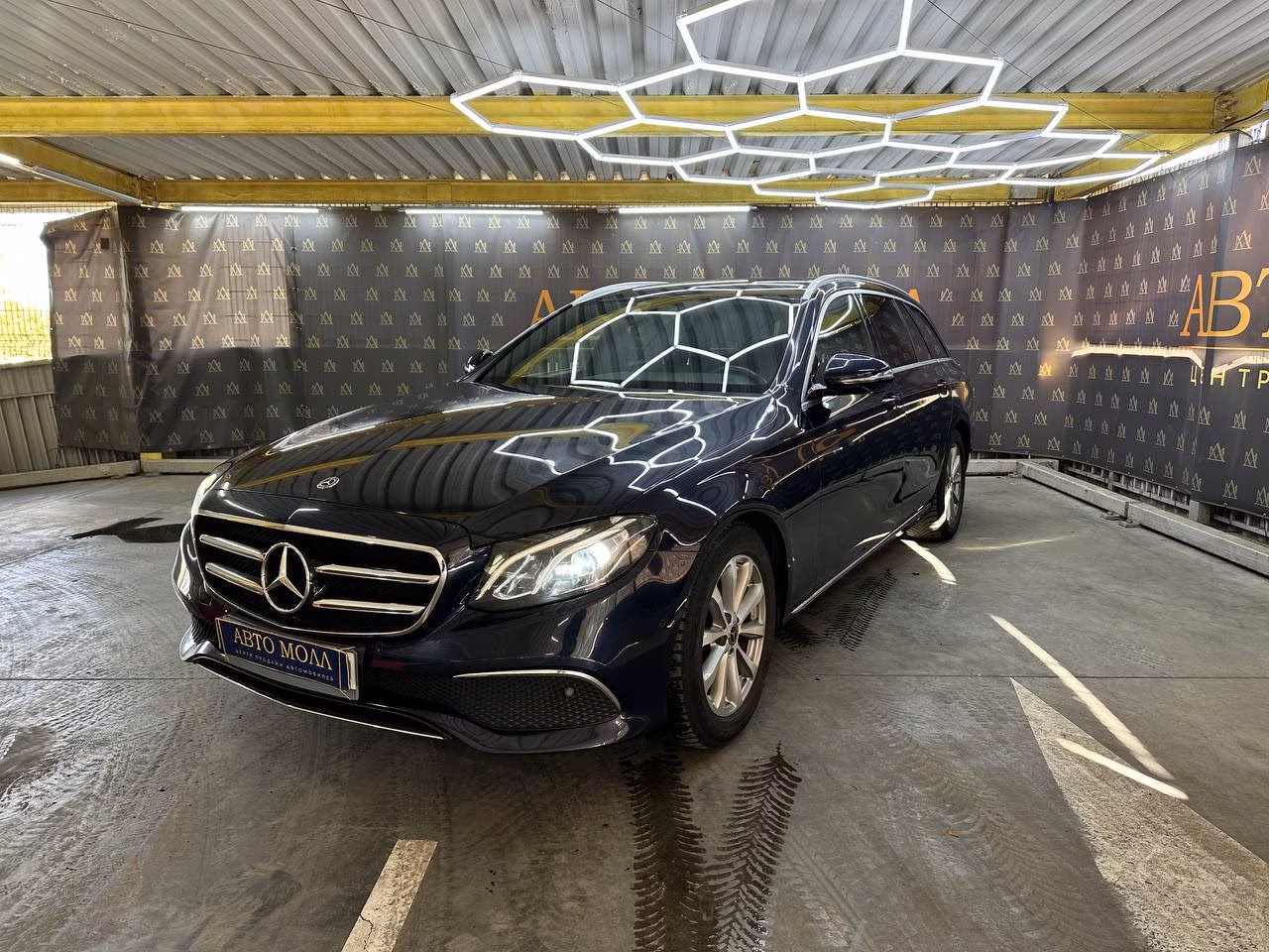 Mercedes-Benz E-Класс фото 3