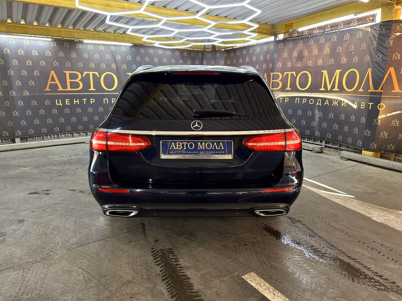 Mercedes-Benz E-Класс фото 7