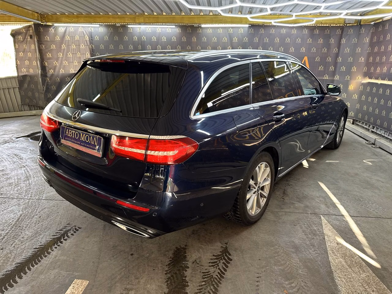 Mercedes-Benz E-Класс фото 8