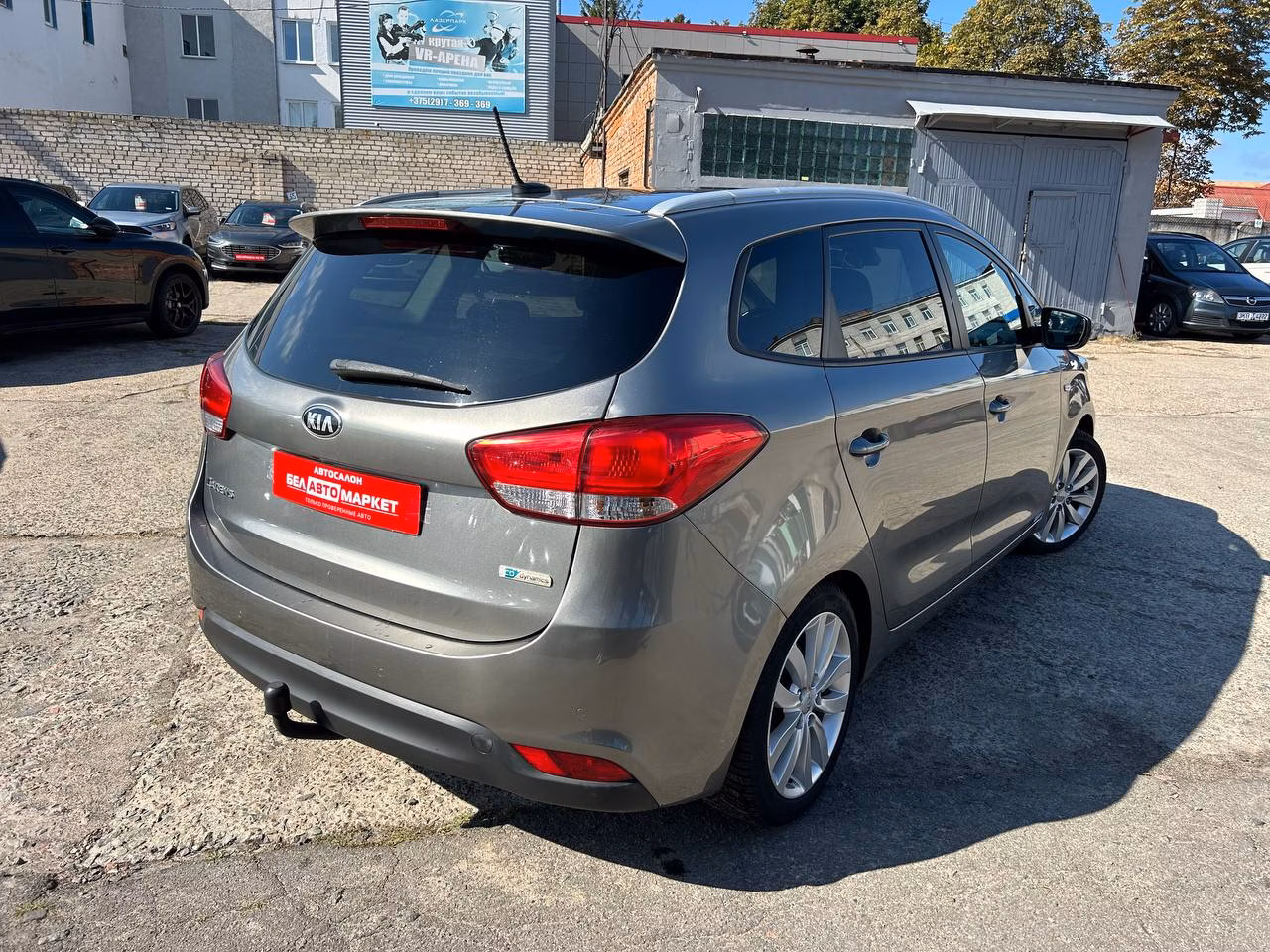 Kia Carens фото 5