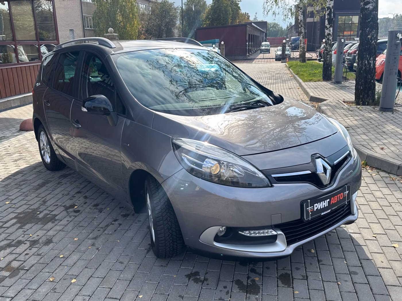 Renault Grand Scenic фото 3