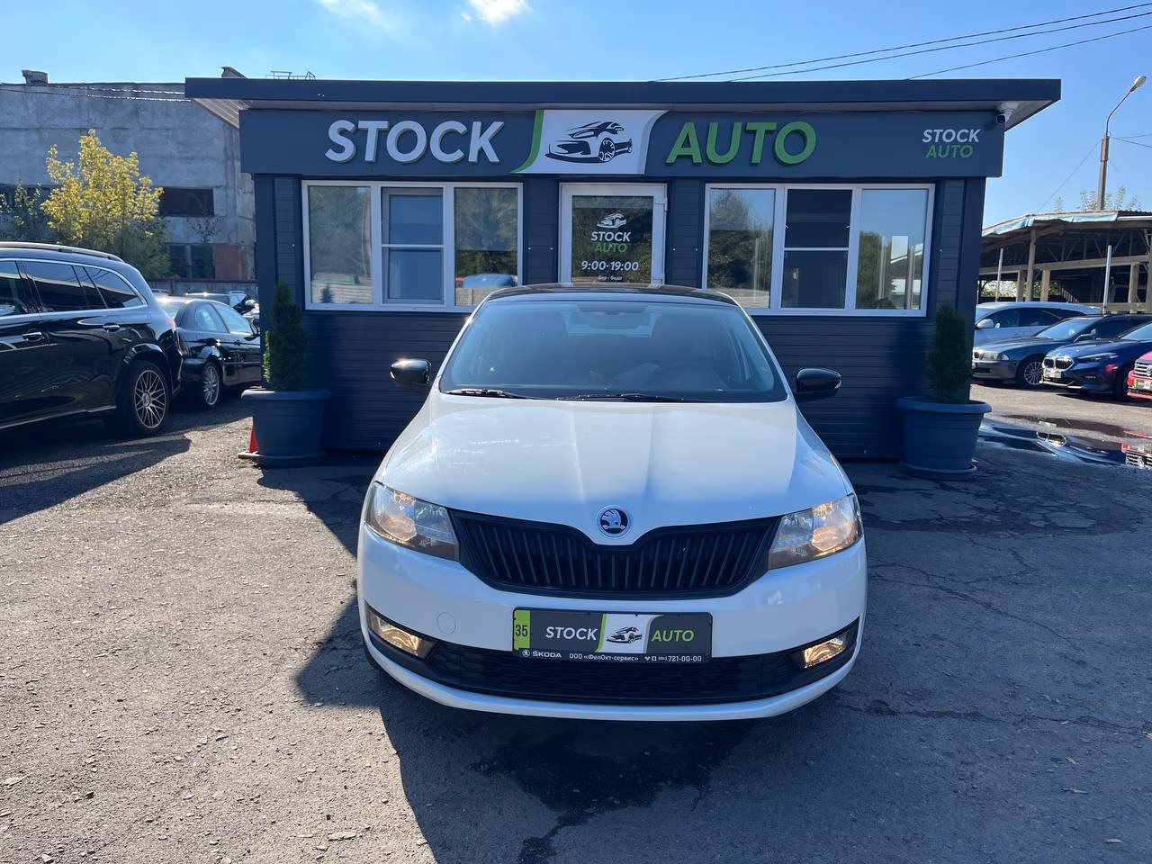 Skoda Rapid фото 2