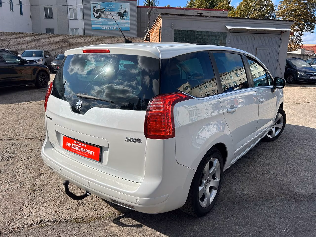 Peugeot 5008 фото 5