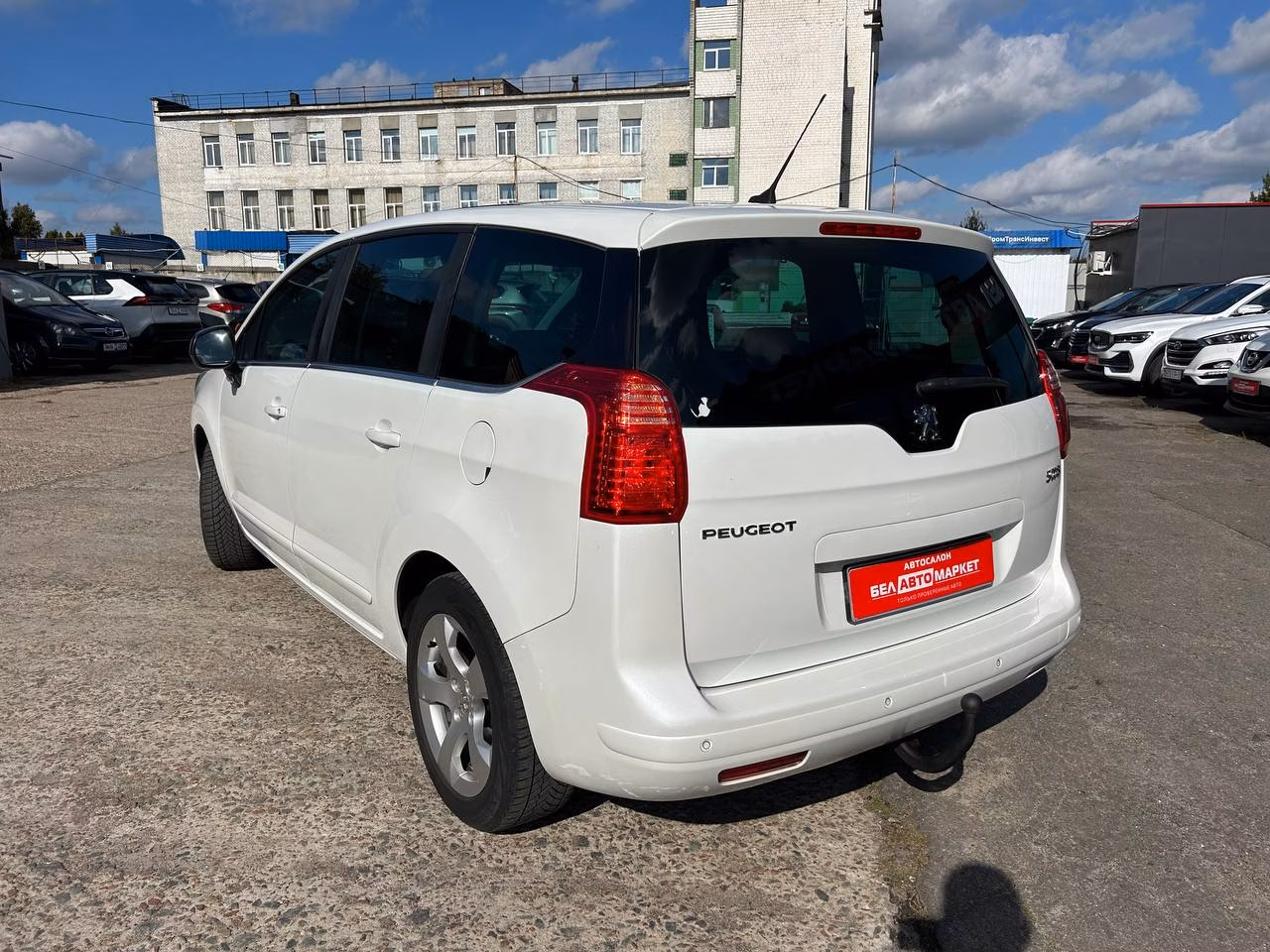Peugeot 5008 фото 7
