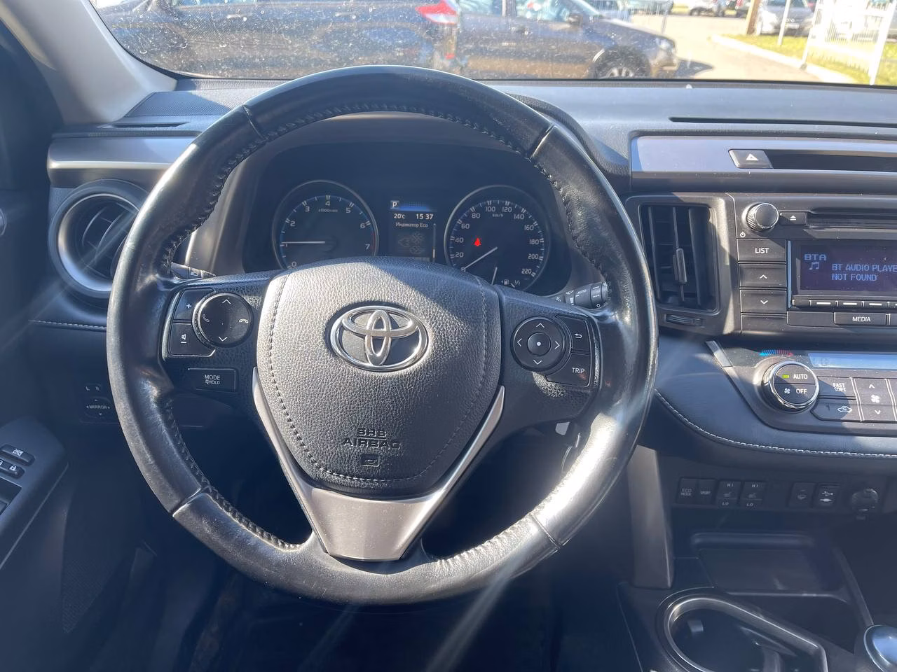 Toyota RAV4 фото 10