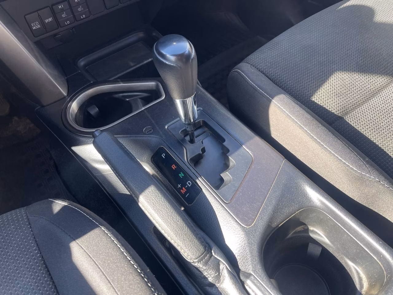 Toyota RAV4 фото 17