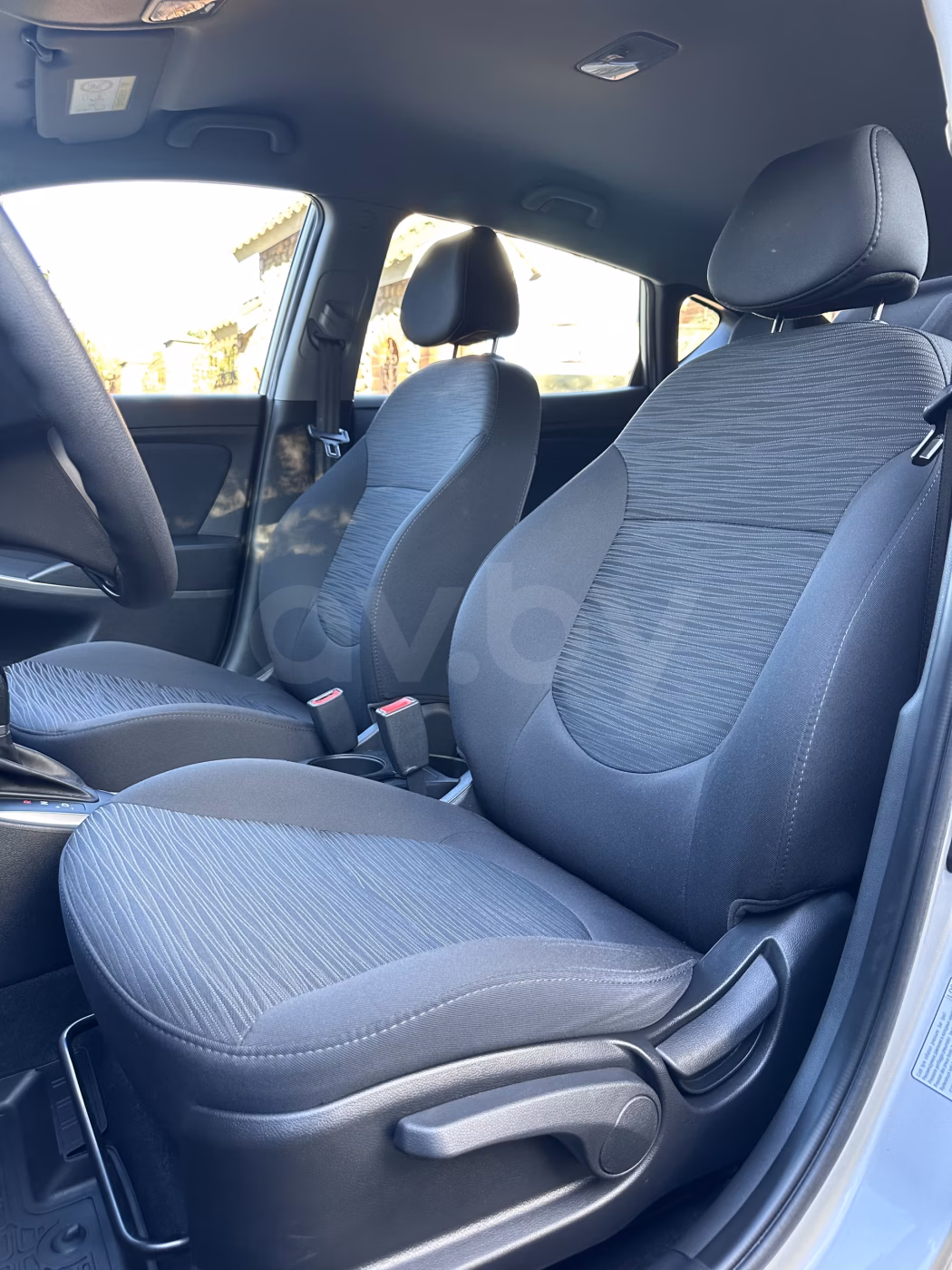 Hyundai Accent фото 20