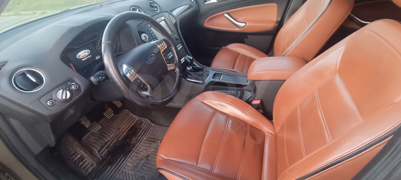 Ford Mondeo фото 8