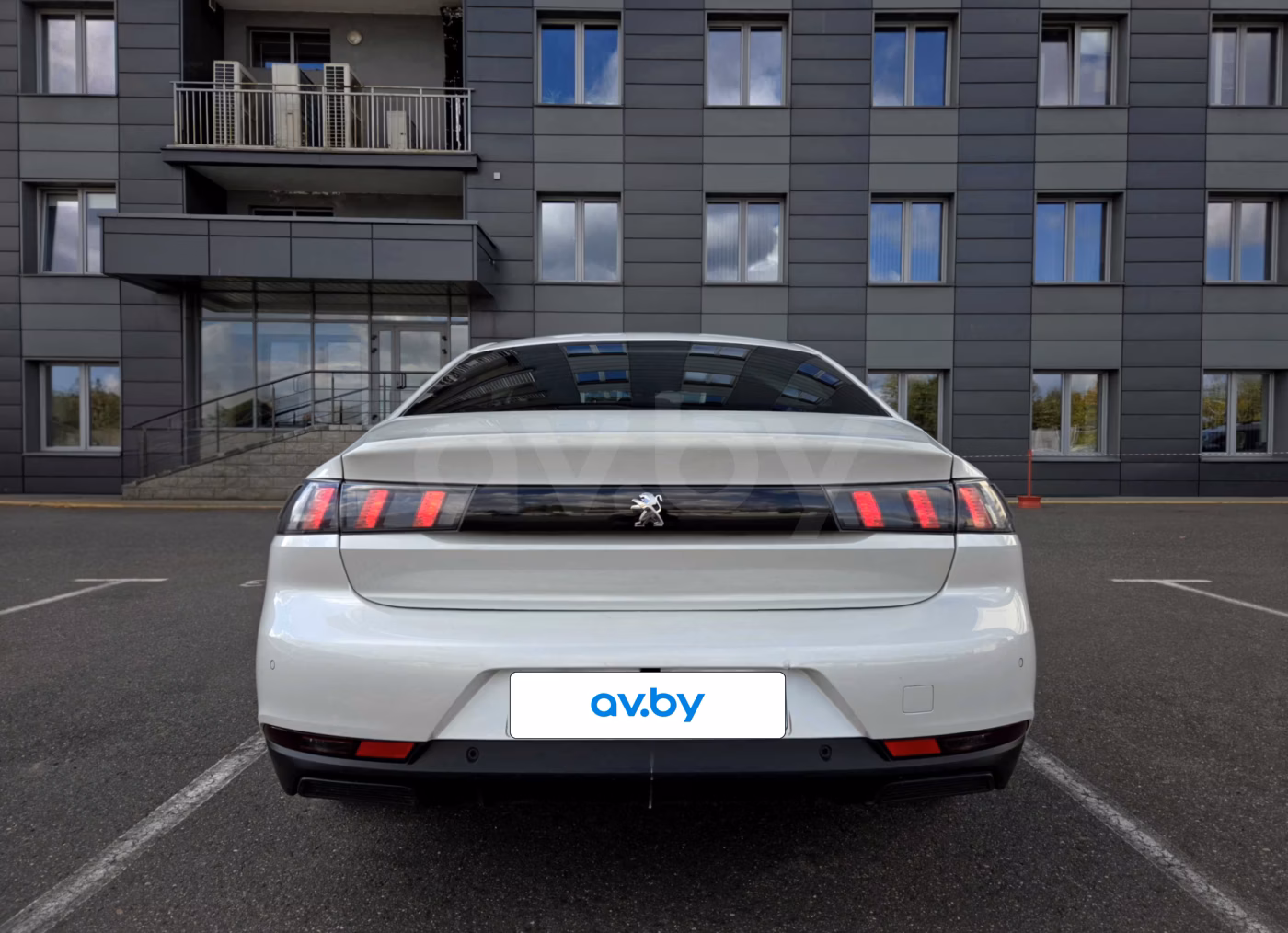 Peugeot 508 фото 6
