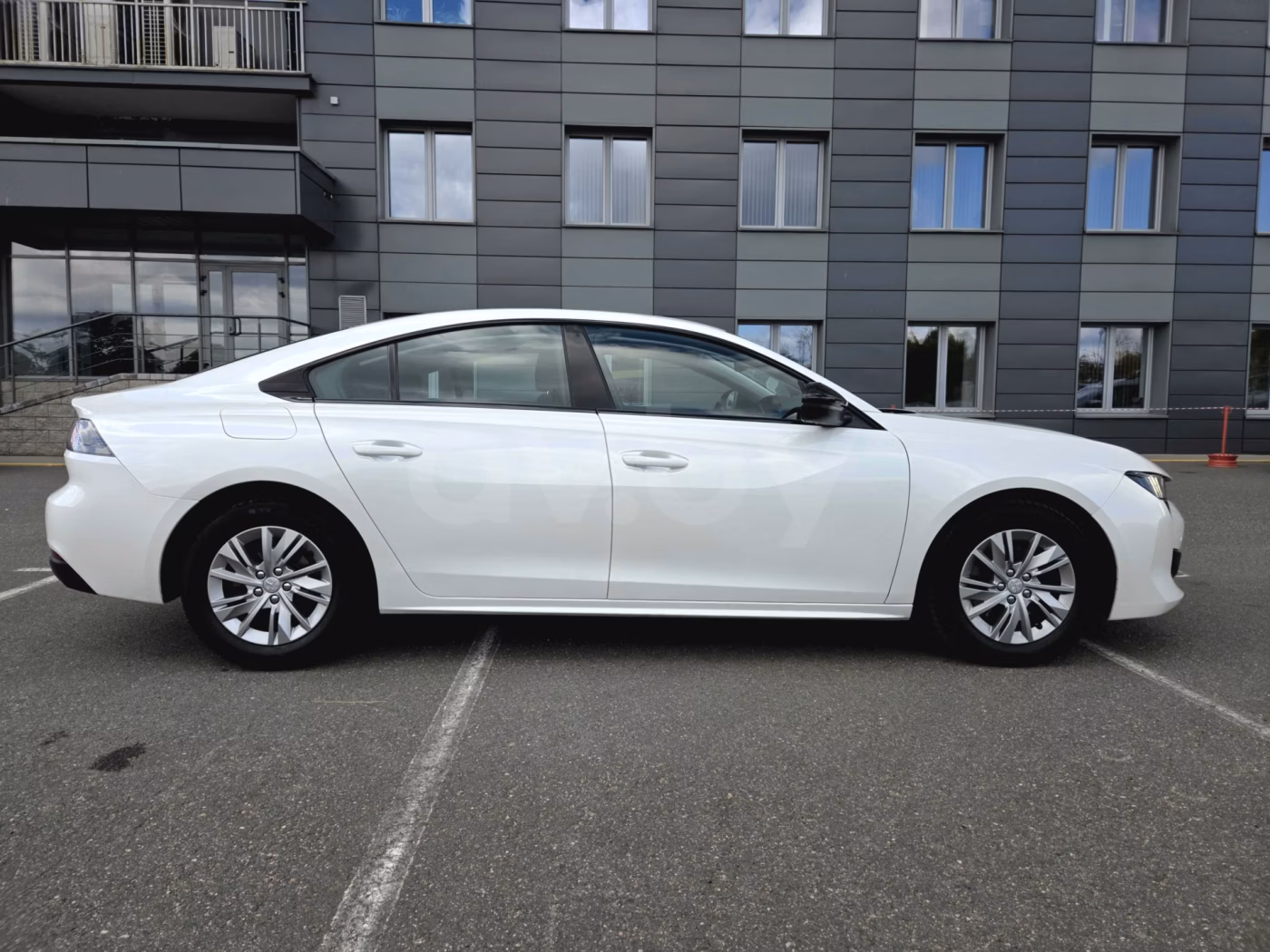 Peugeot 508 фото 9