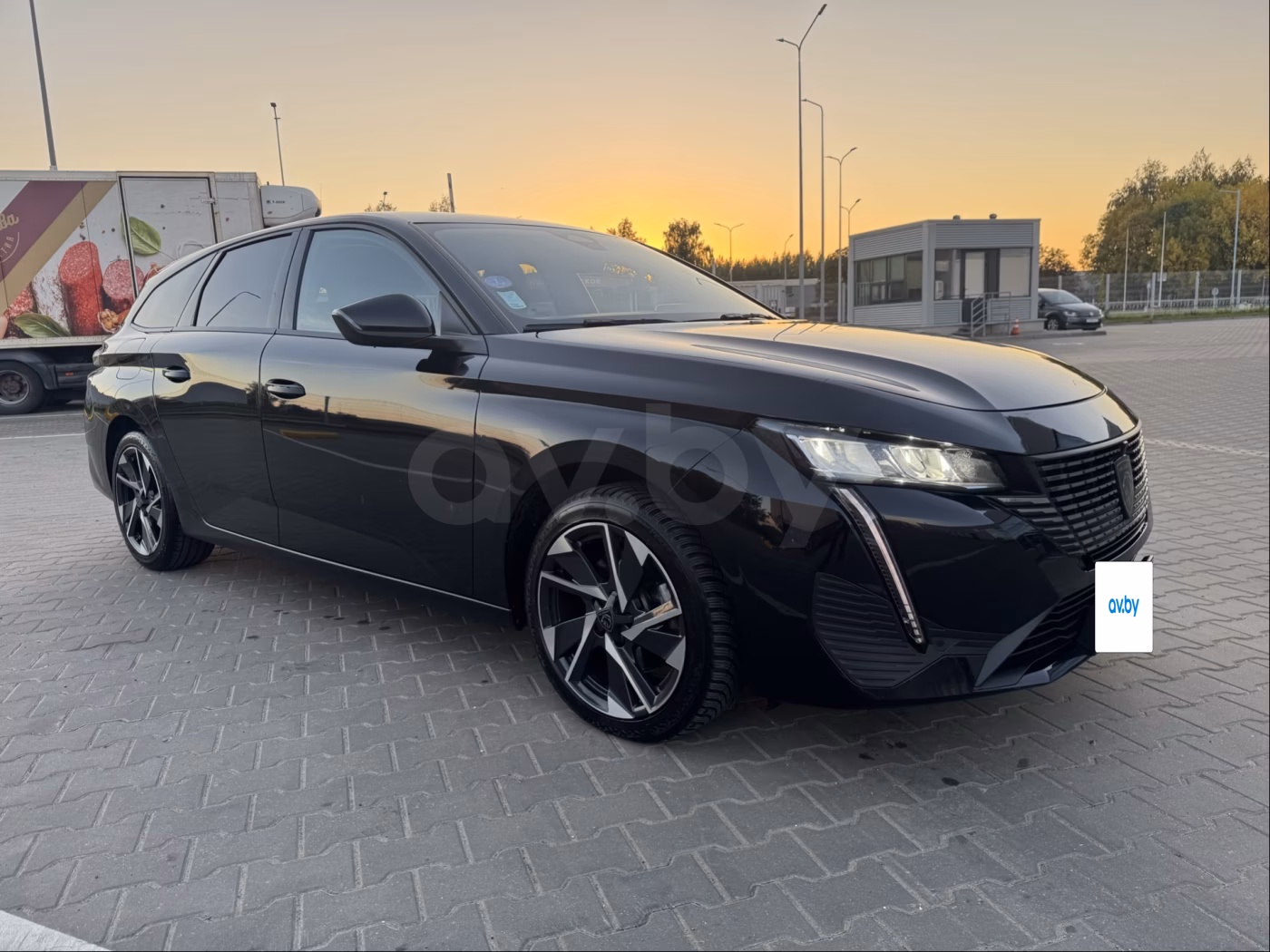 Peugeot 308 фото 3