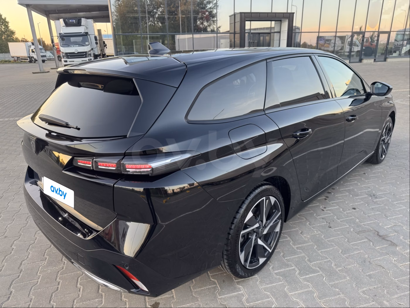 Peugeot 308 фото 6