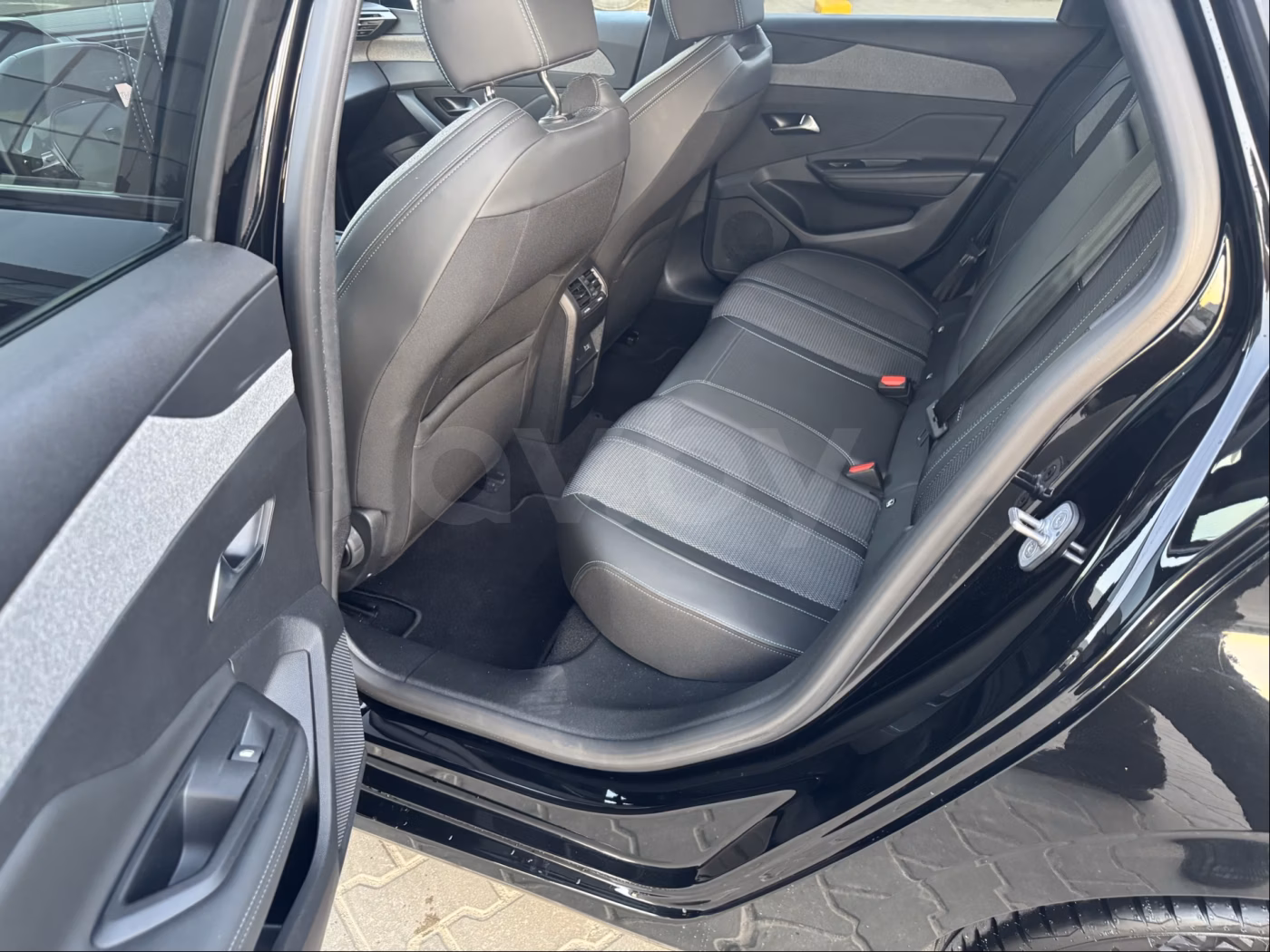 Peugeot 308 фото 10