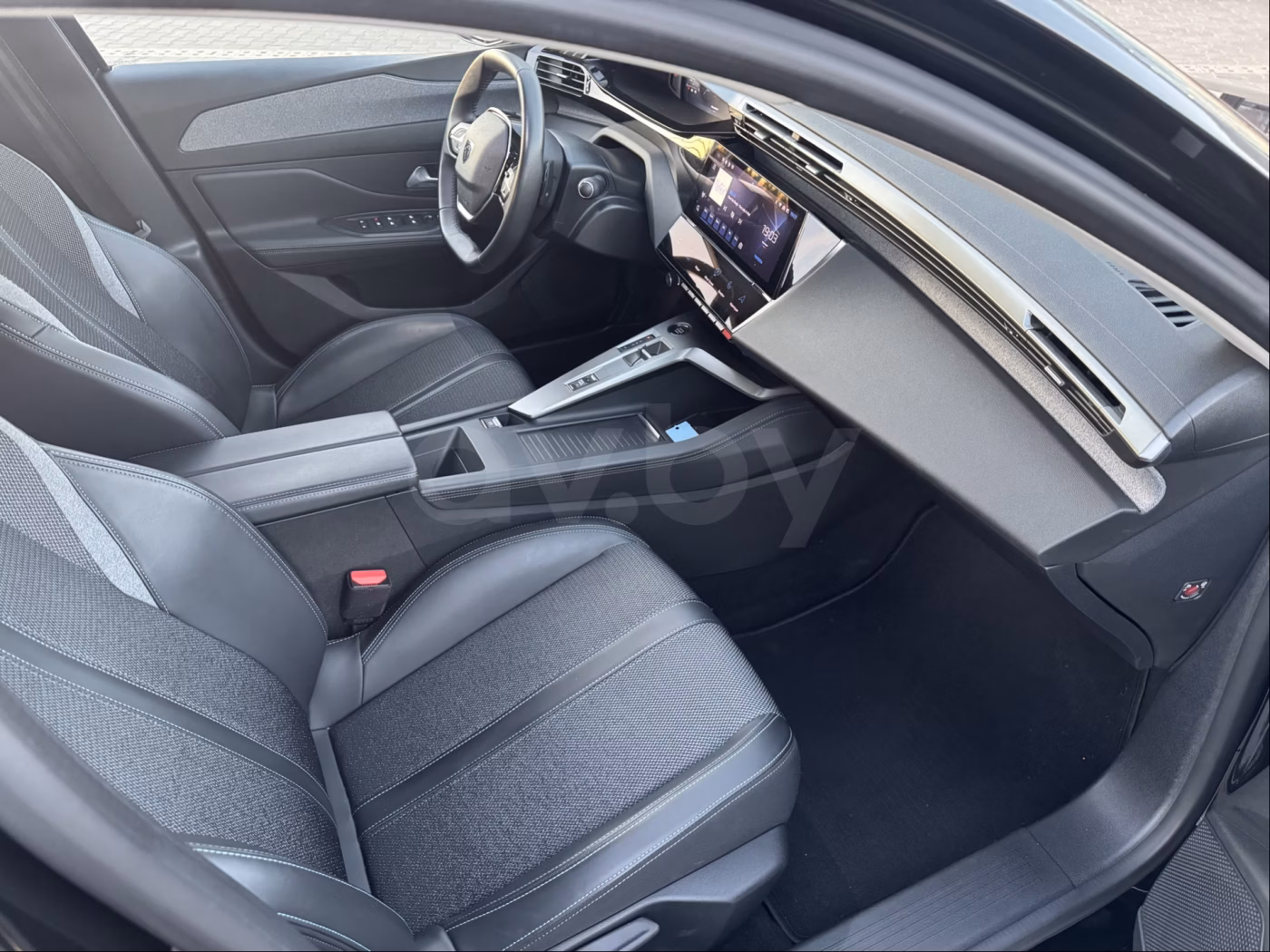 Peugeot 308 фото 13