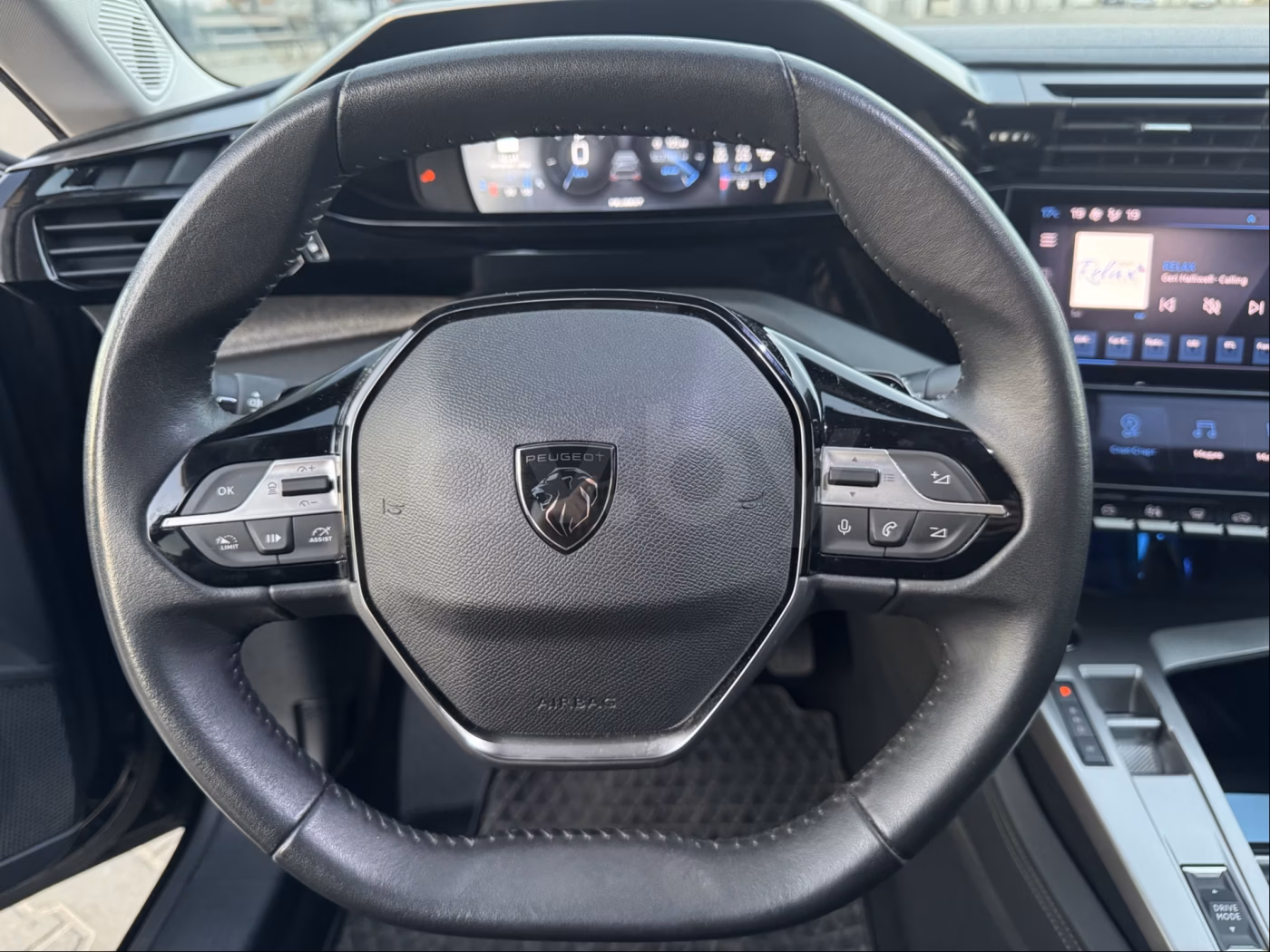 Peugeot 308 фото 14