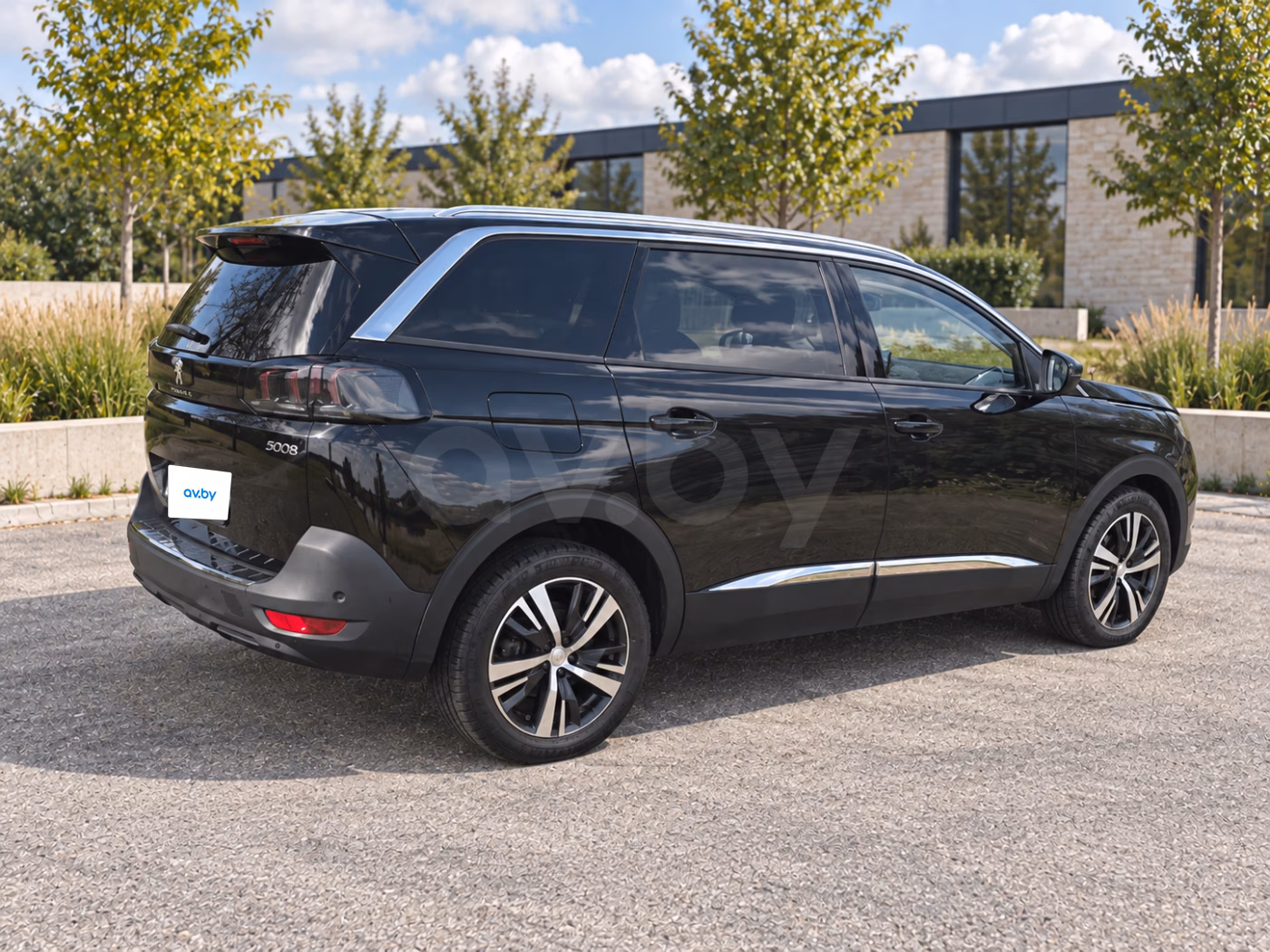 Peugeot 5008 фото 3