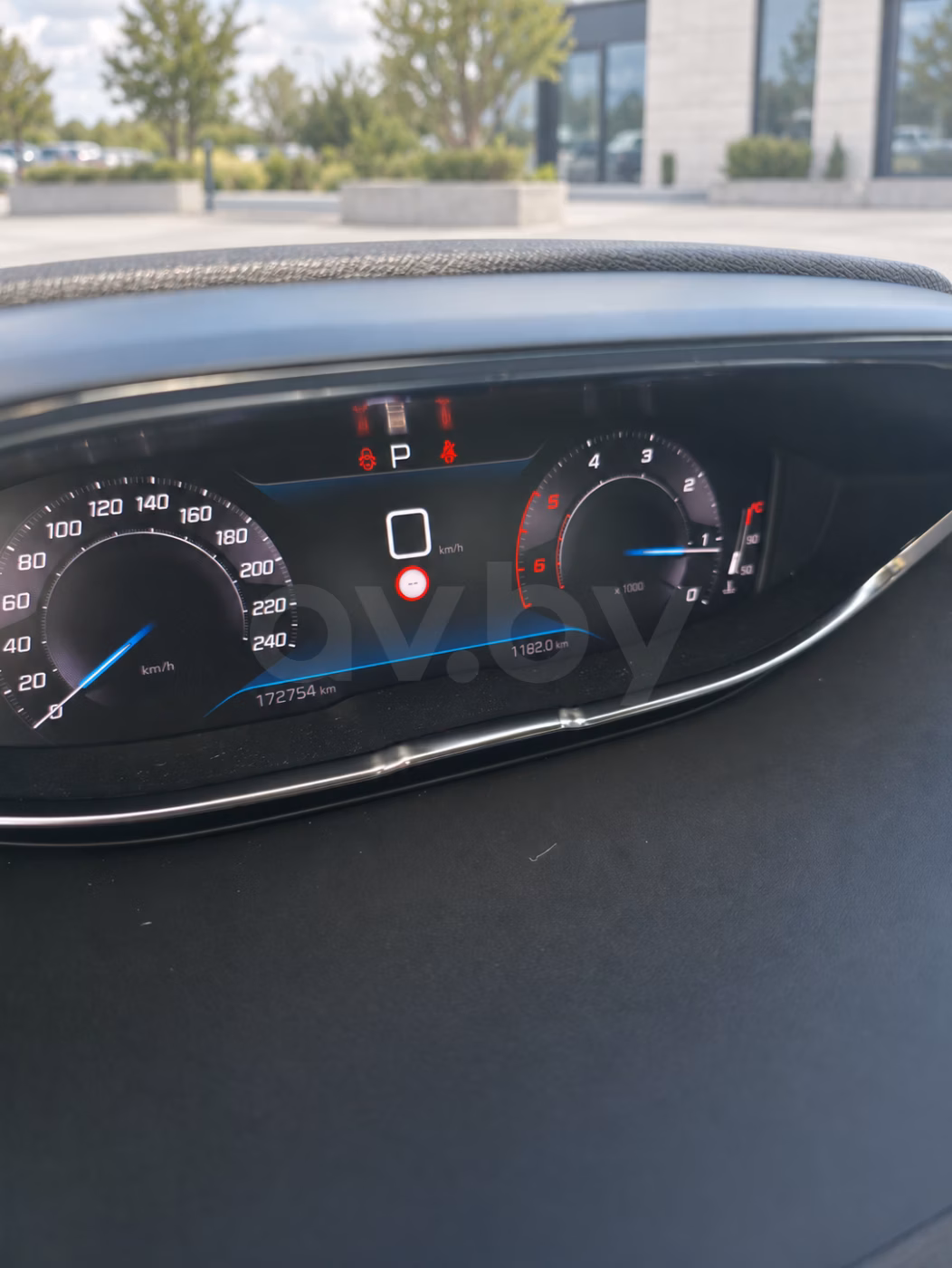 Peugeot 5008 фото 9