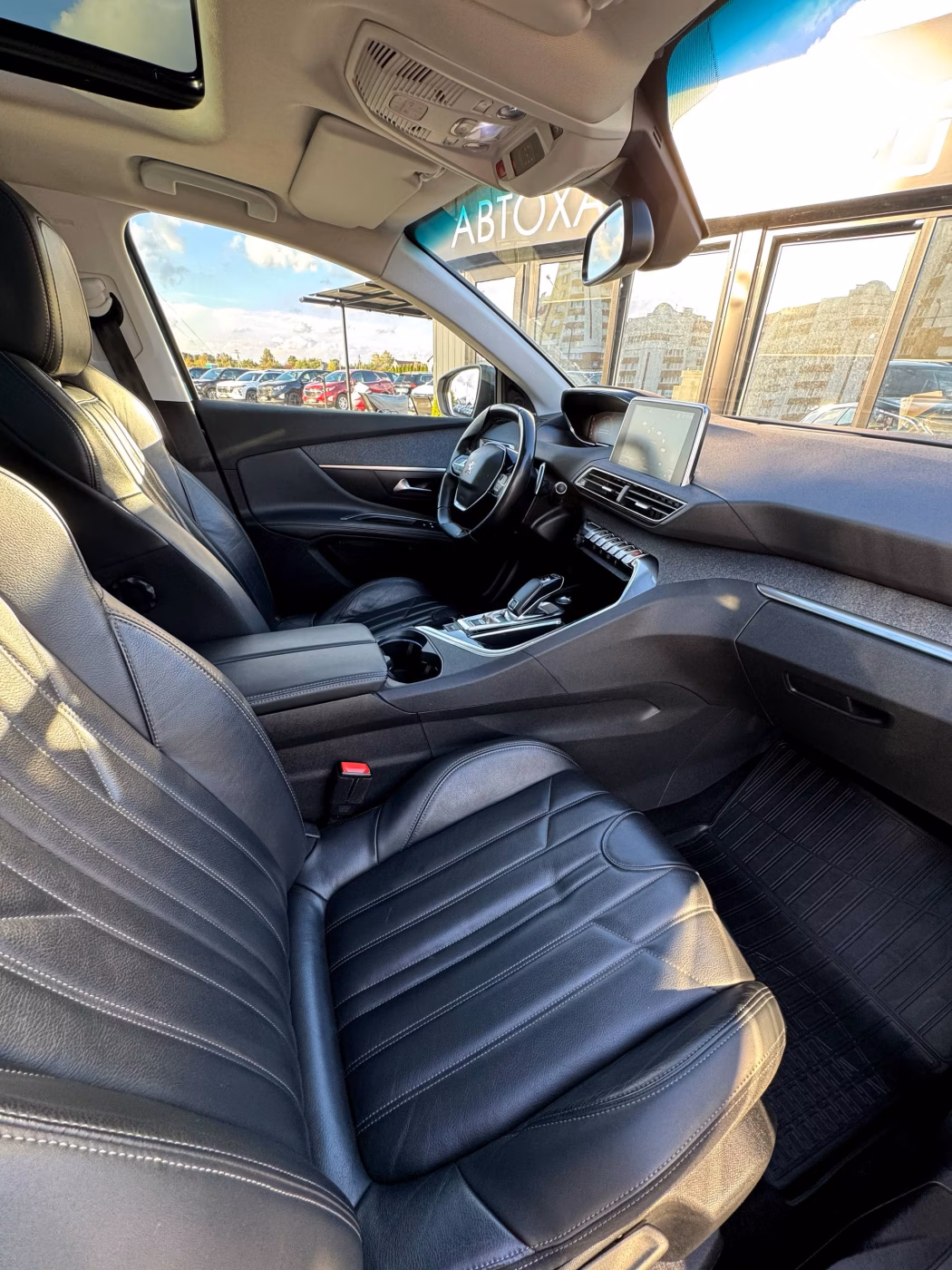 Peugeot 5008 фото 14