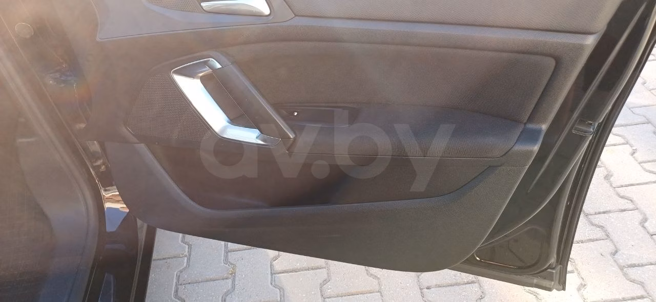 Peugeot 308 фото 12
